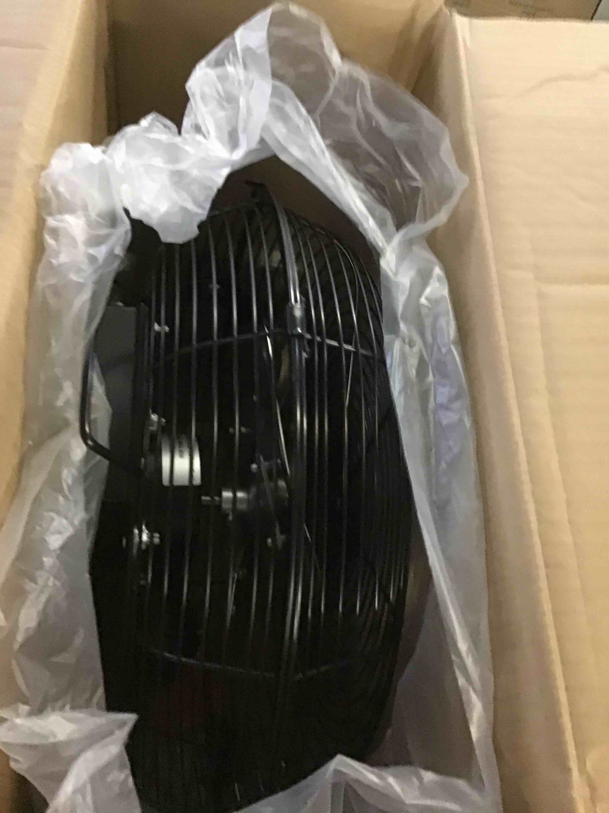 https://s3.amazonaws.com/lotting-images-prod/bidfta/YEL5357868_1690548400965.jpeg
