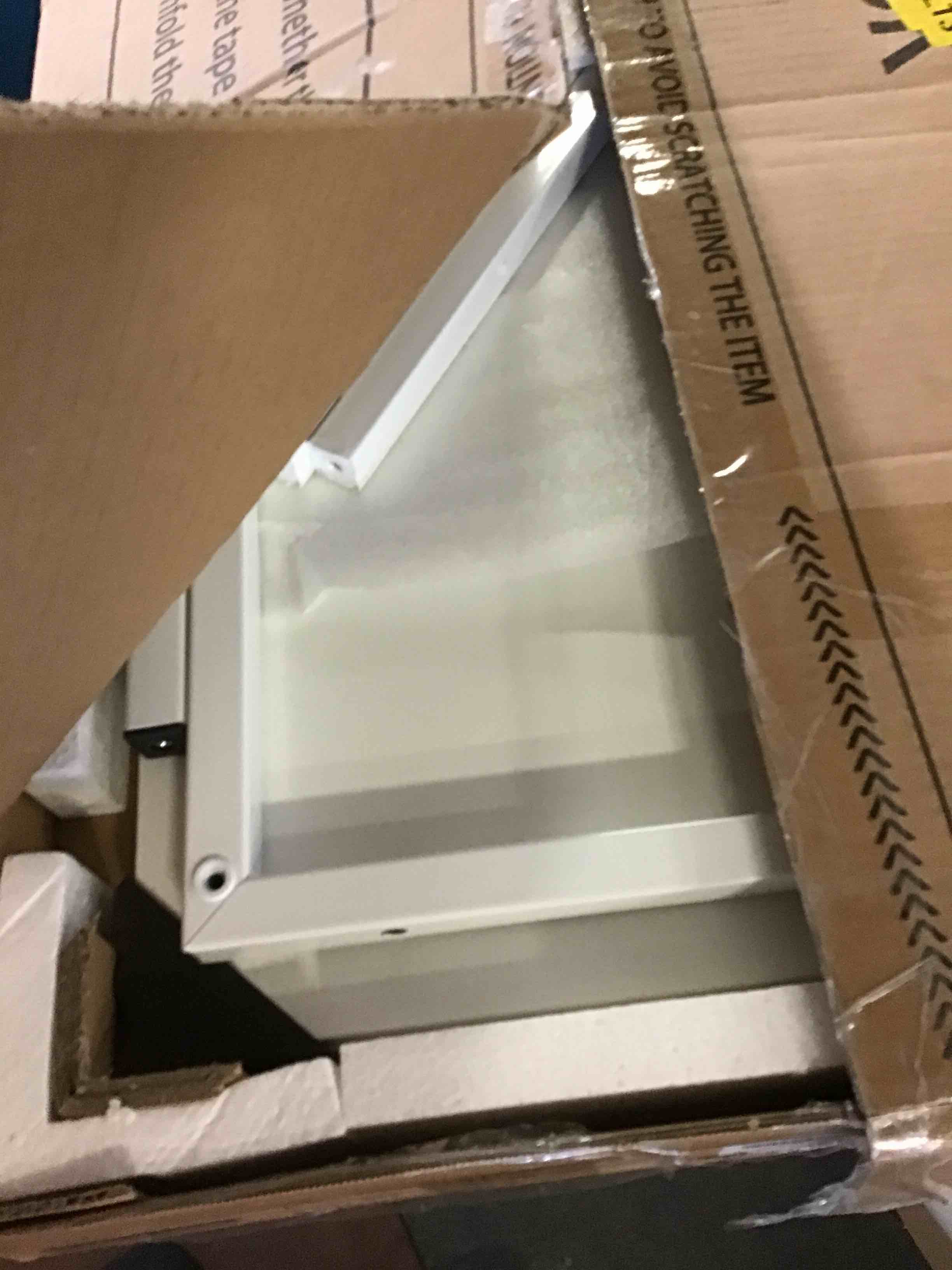 https://s3.amazonaws.com/lotting-images-prod/bidfta/YEL5358087_1690816314752.jpeg