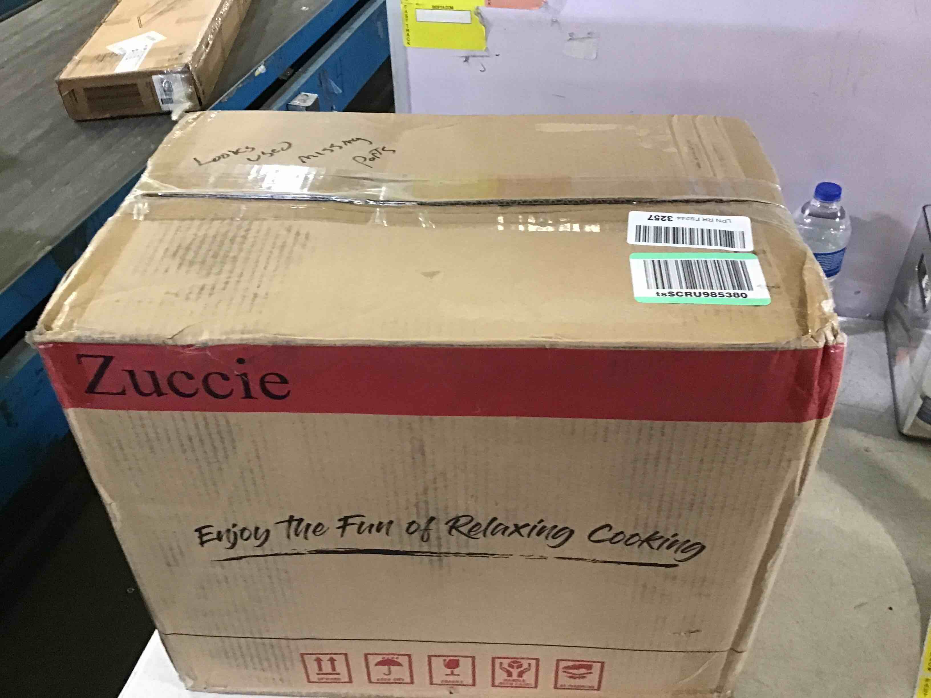 https://s3.amazonaws.com/lotting-images-prod/bidfta/YEL5358146_1690826799999.jpeg