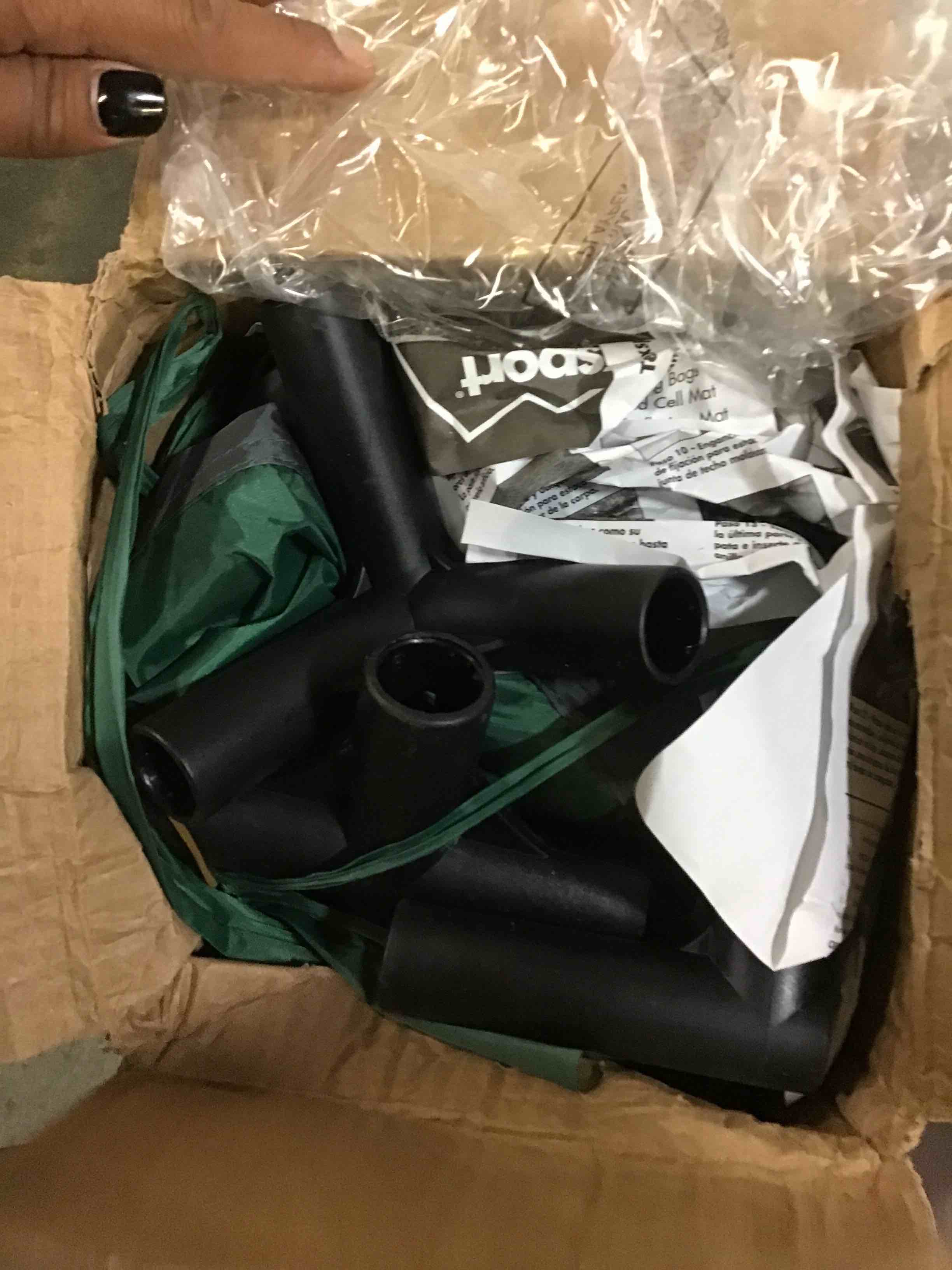 https://s3.amazonaws.com/lotting-images-prod/bidfta/YEL5358273_1690902814159.jpeg