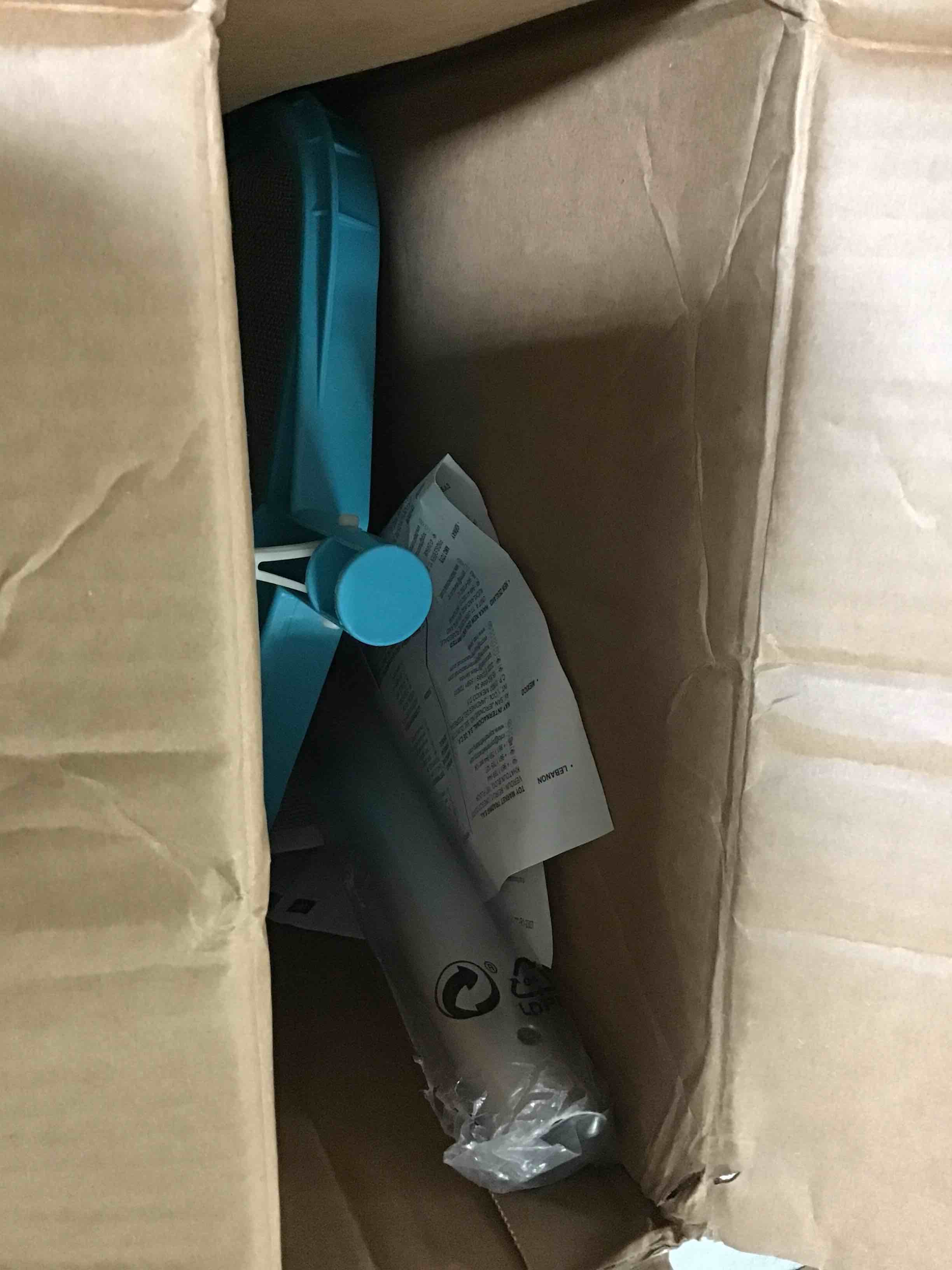 https://s3.amazonaws.com/lotting-images-prod/bidfta/YEL5359190_1689855459643.jpeg