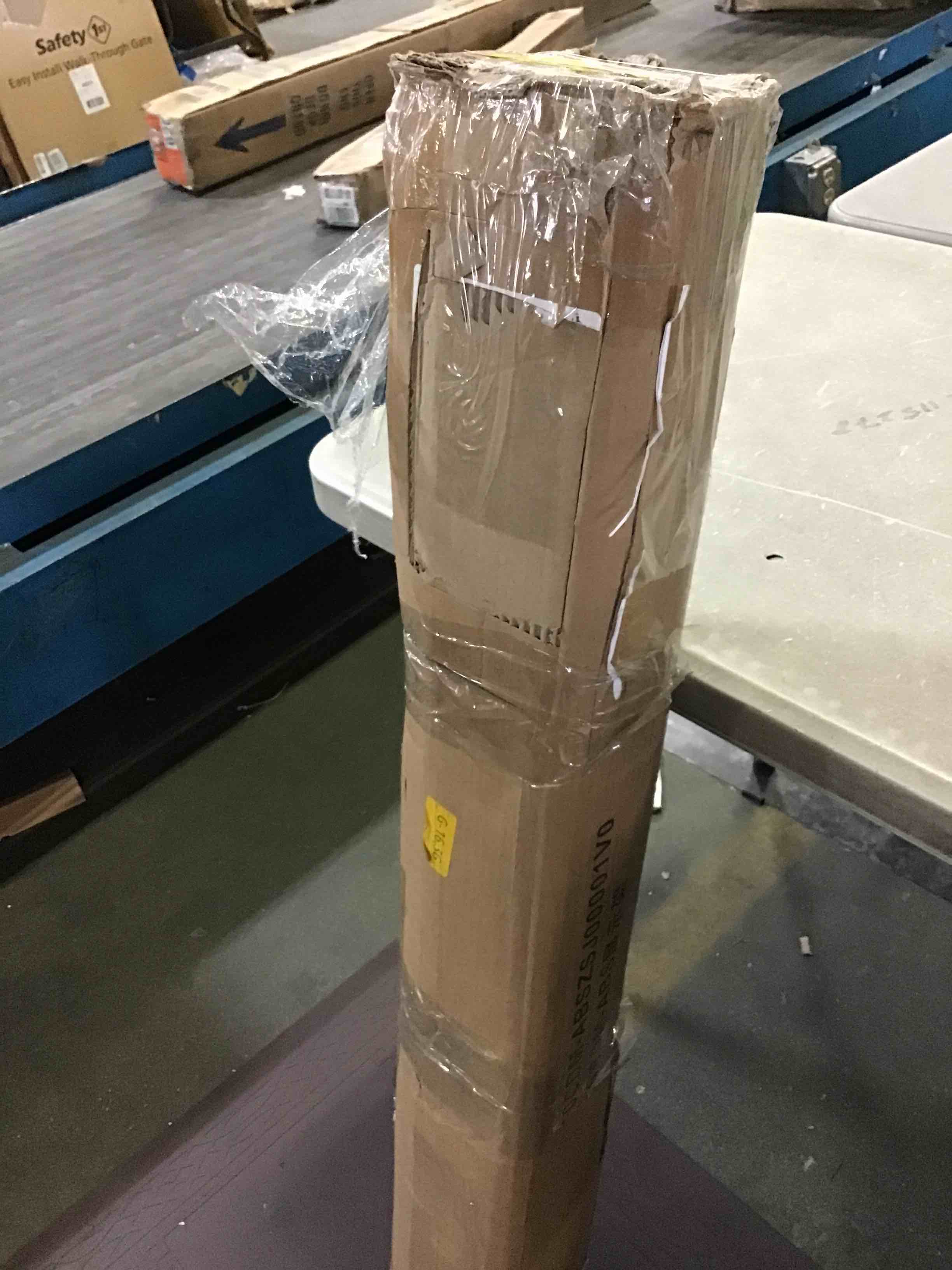 https://s3.amazonaws.com/lotting-images-prod/bidfta/YEL5361522_1694008289550.jpeg