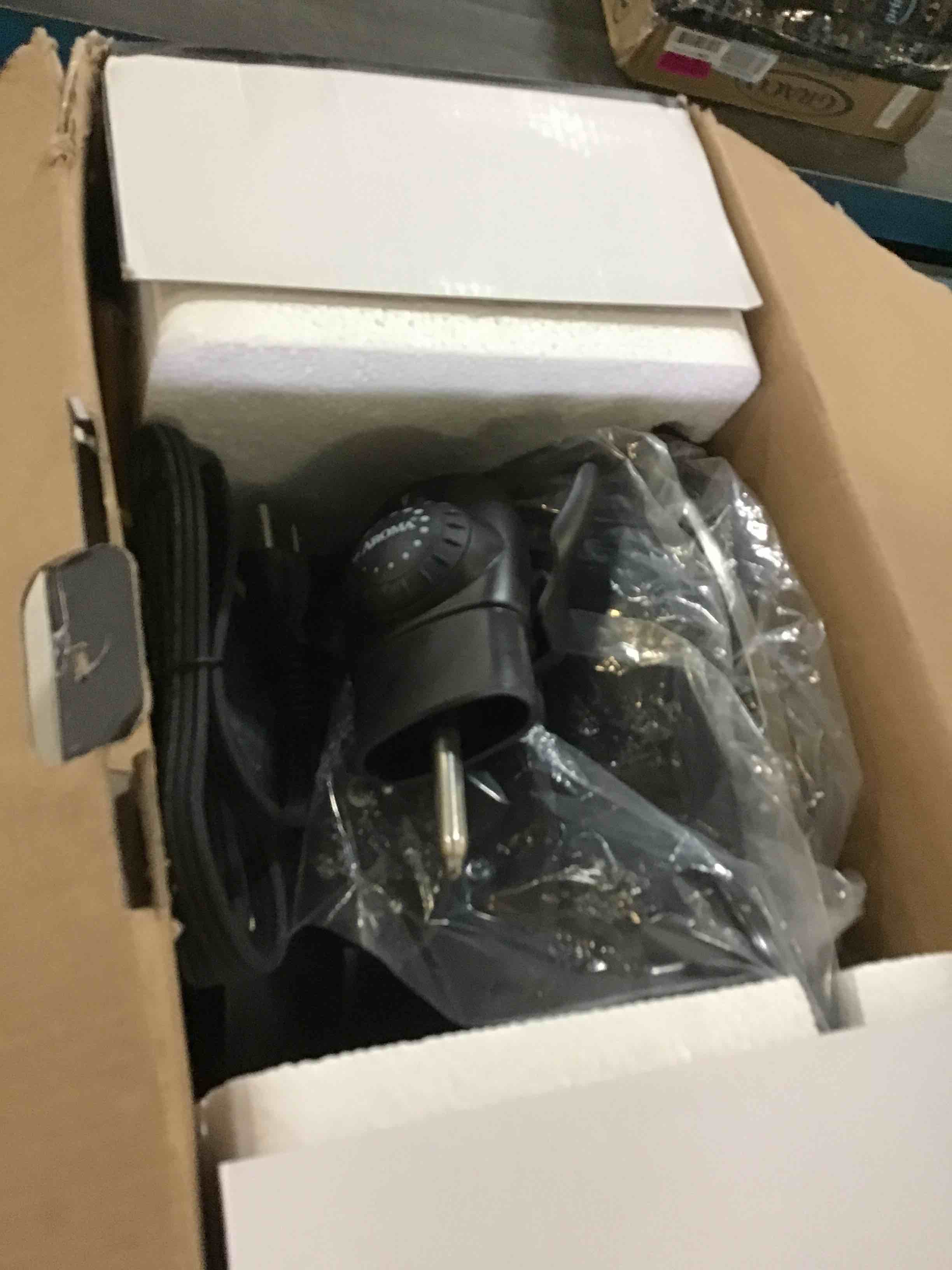 https://s3.amazonaws.com/lotting-images-prod/bidfta/YEL5367973_1694017650530.jpeg