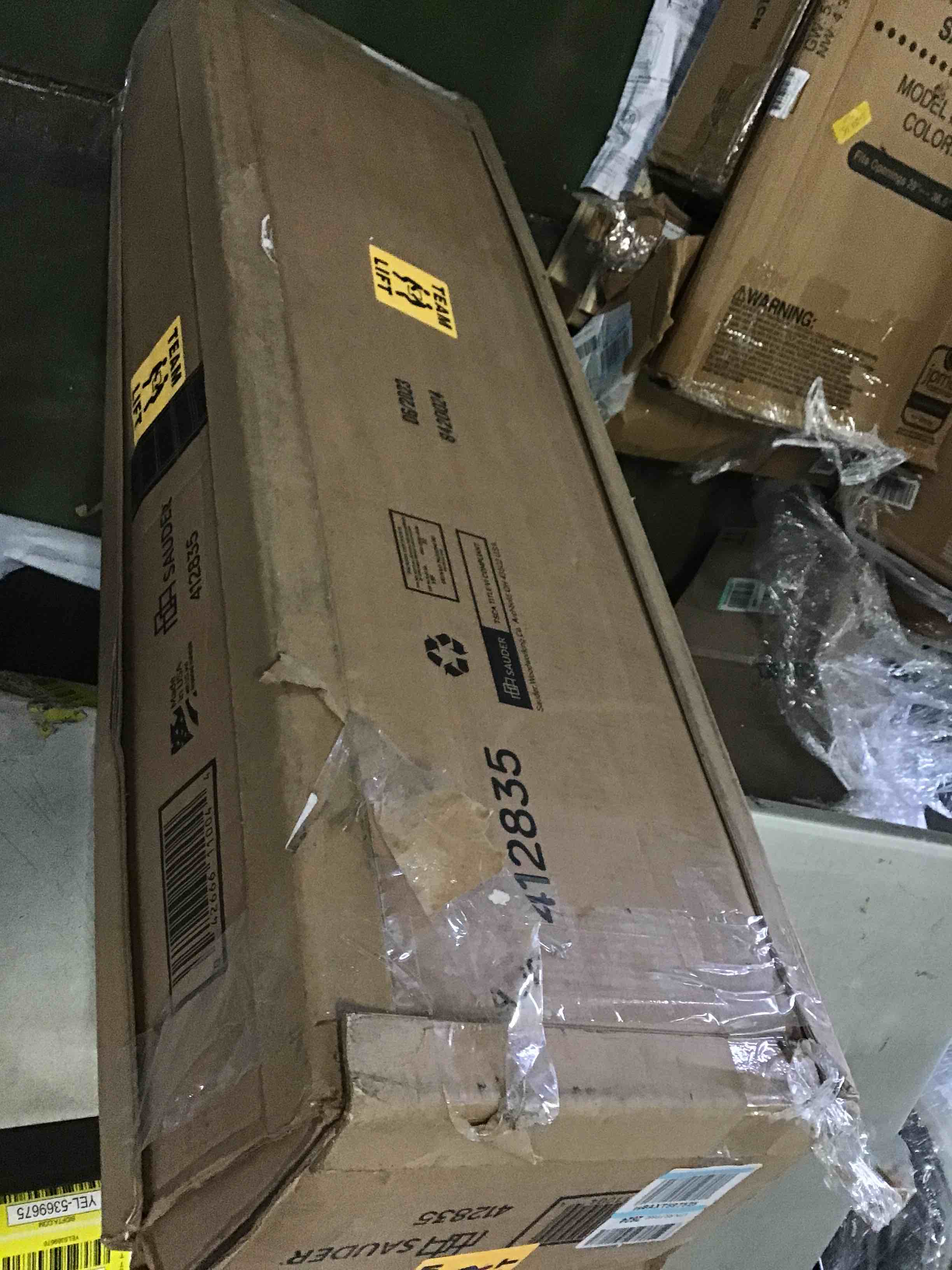 https://s3.amazonaws.com/lotting-images-prod/bidfta/YEL5369668_1694030794177.jpeg