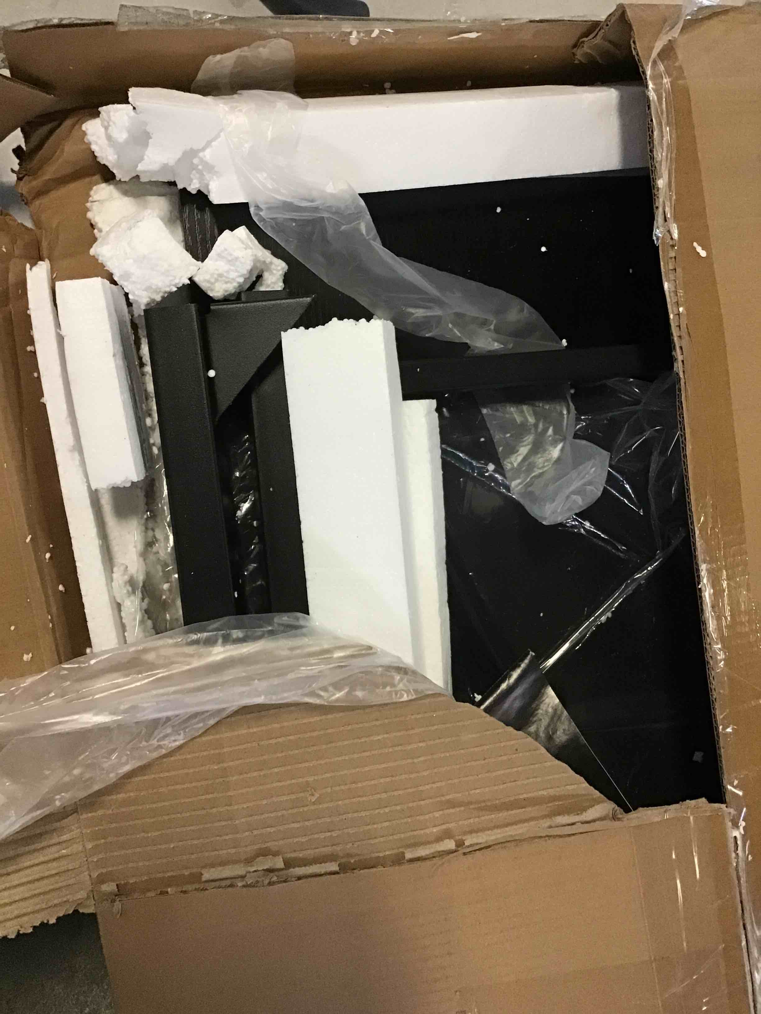 https://s3.amazonaws.com/lotting-images-prod/bidfta/YEL5370559_1694092328514.jpeg