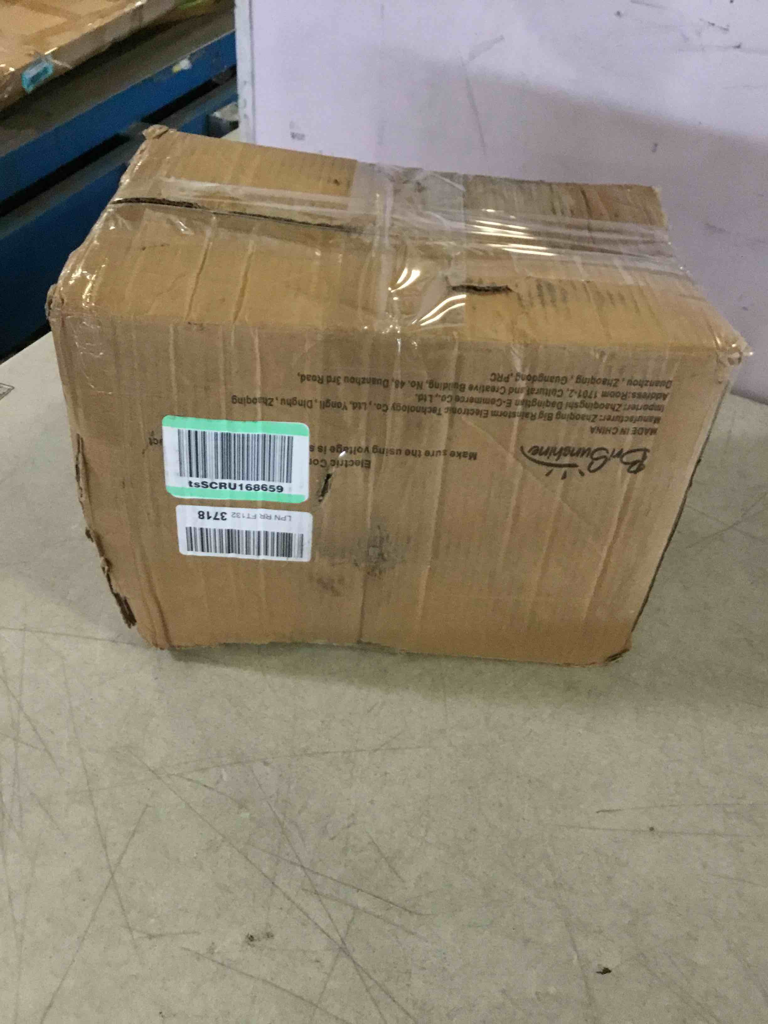 https://s3.amazonaws.com/lotting-images-prod/bidfta/YEL5371423_1694701430161.jpeg