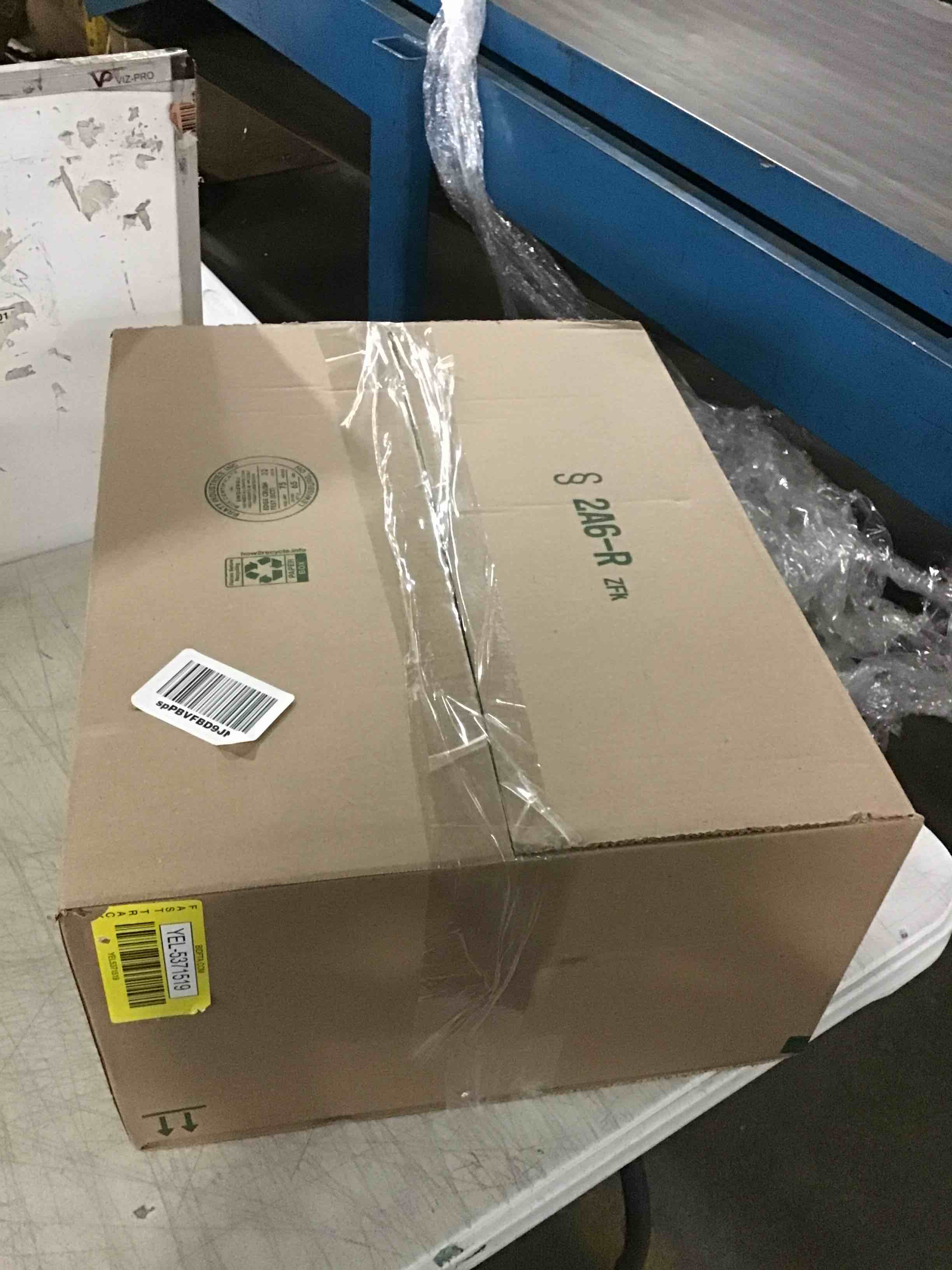 https://s3.amazonaws.com/lotting-images-prod/bidfta/YEL5371519_1694777392024.jpeg