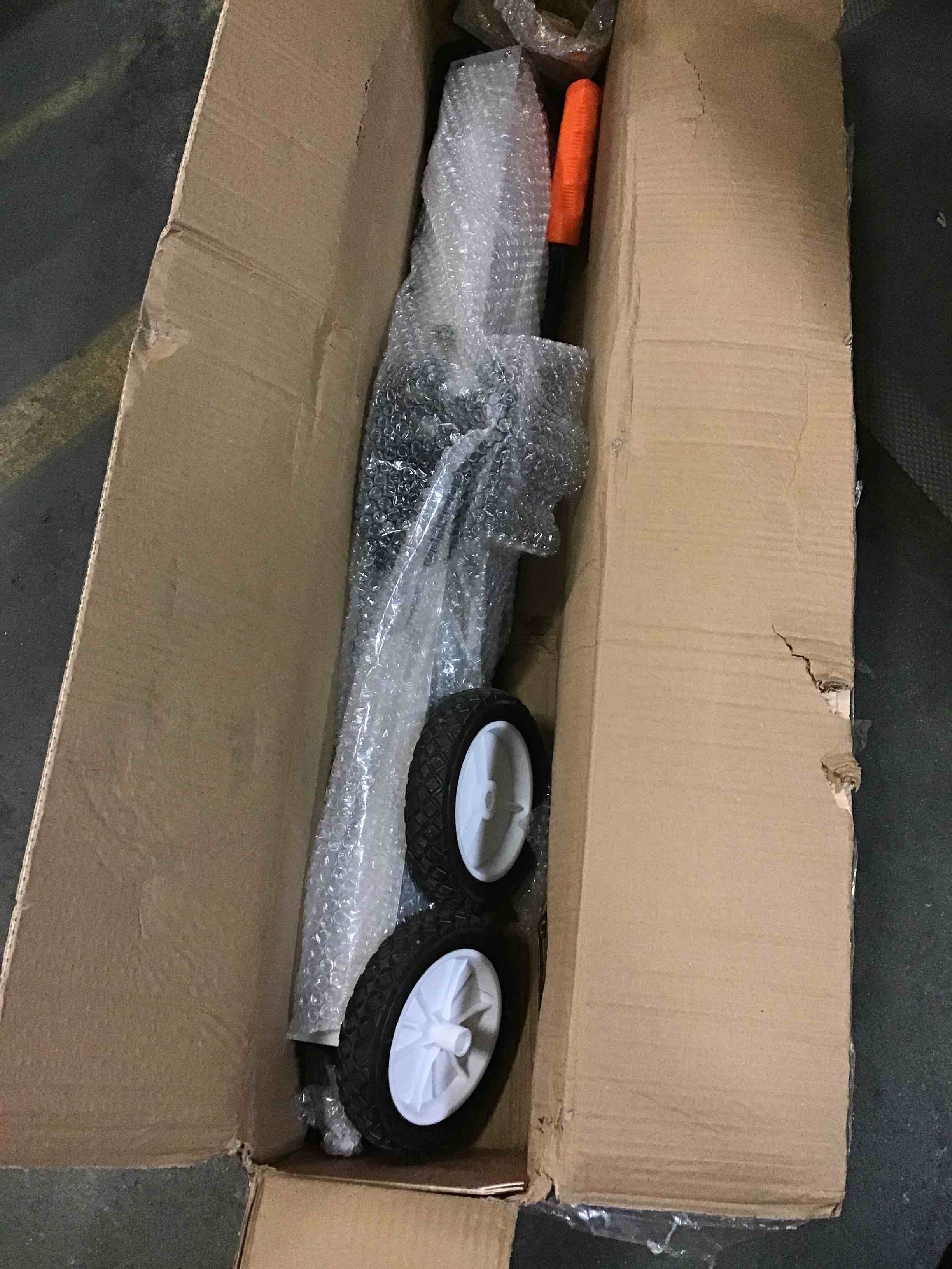 https://s3.amazonaws.com/lotting-images-prod/bidfta/YEL5371768_1695047429408.jpeg