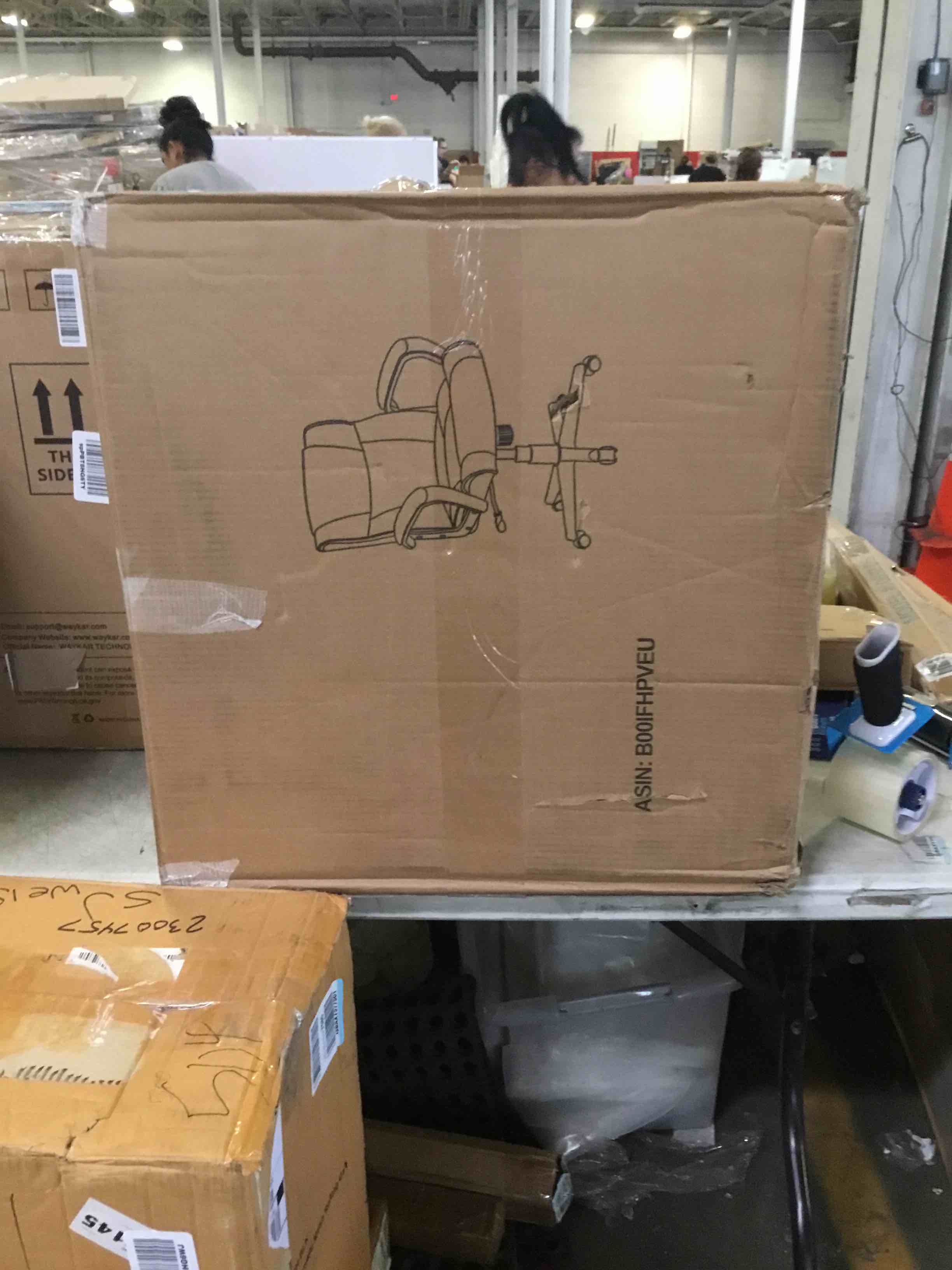 https://s3.amazonaws.com/lotting-images-prod/bidfta/YEL5372292_1693338674678.jpeg