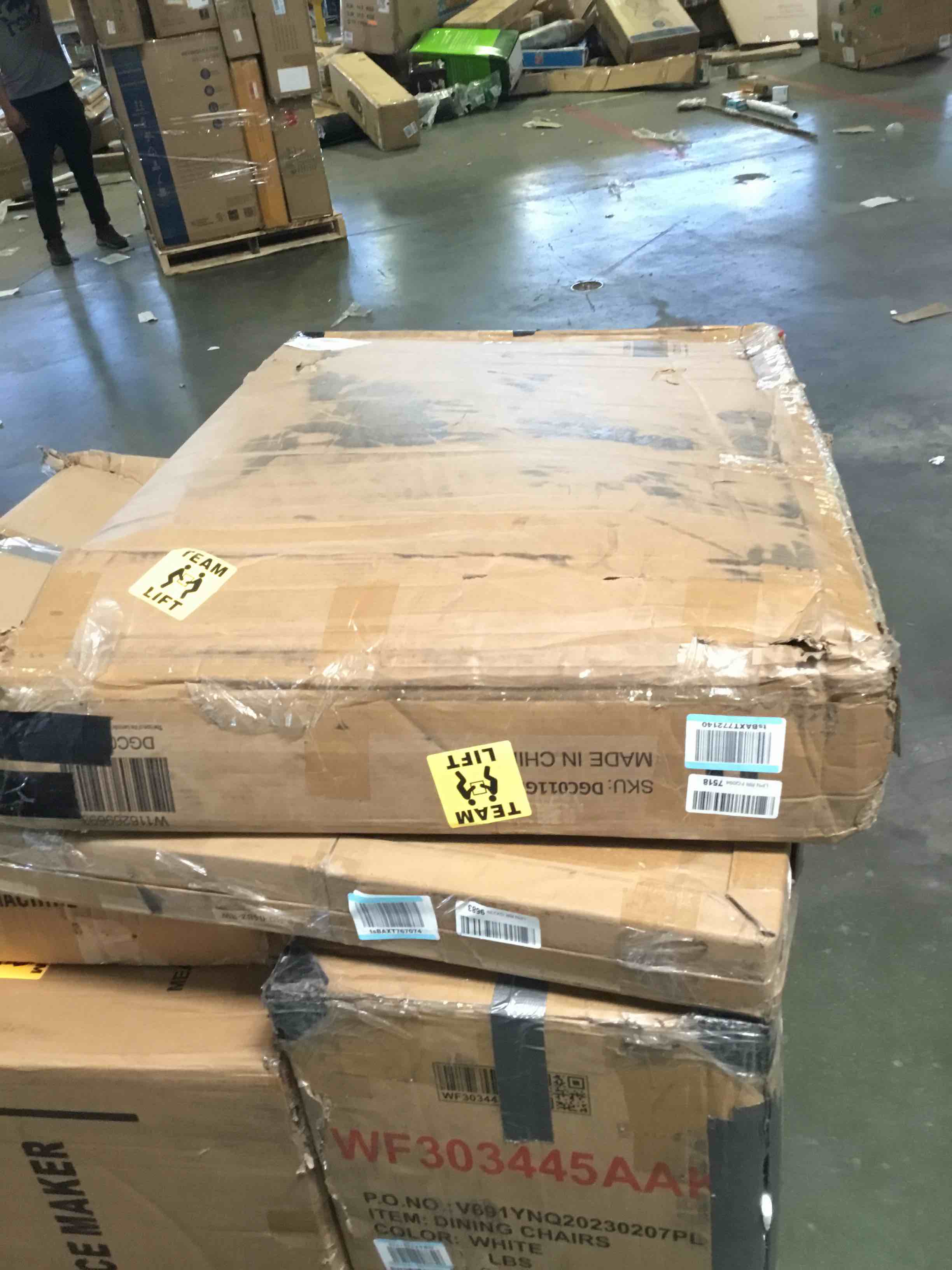 https://s3.amazonaws.com/lotting-images-prod/bidfta/YEL5372676_1693506056328.jpeg