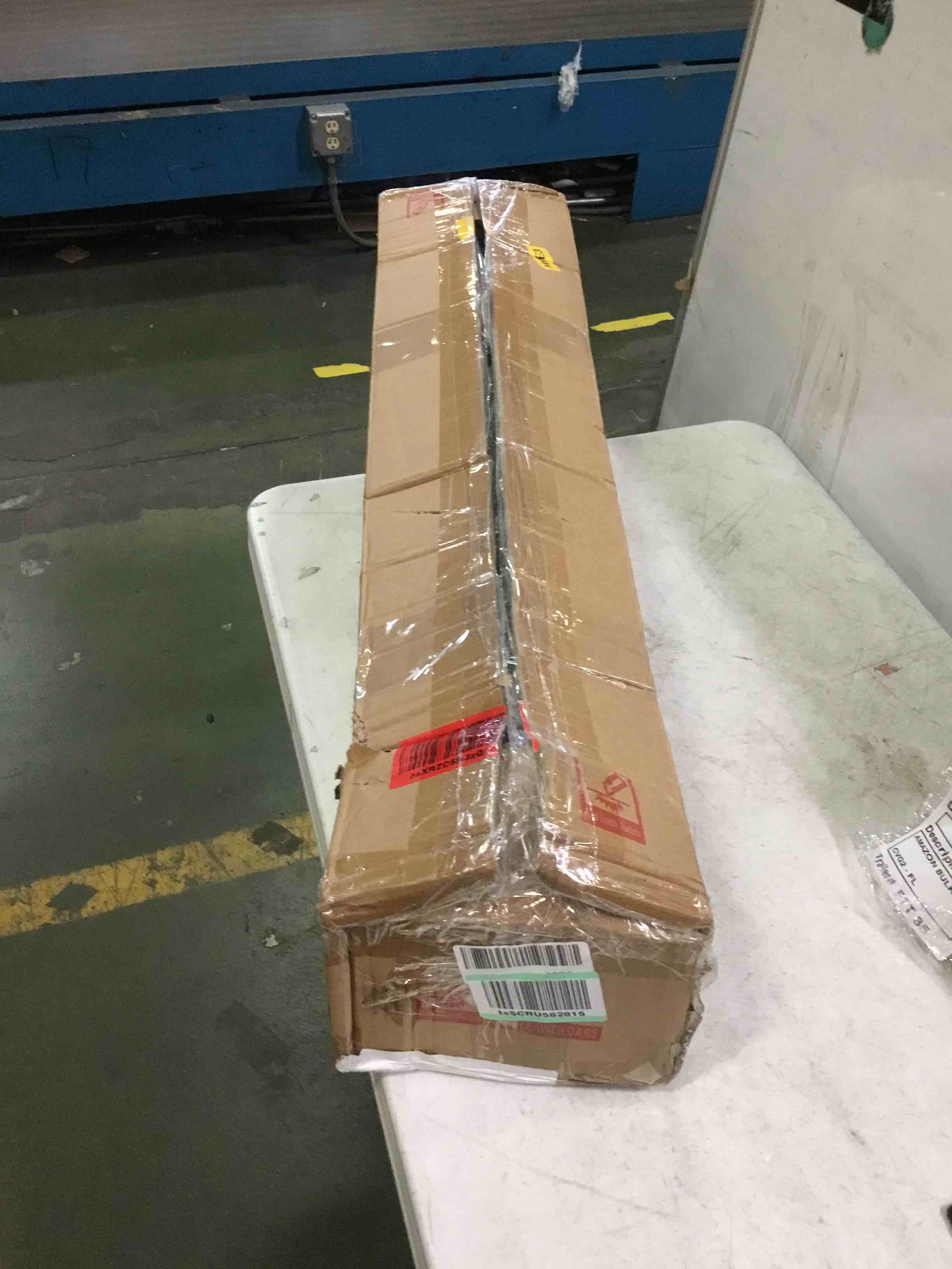 https://s3.amazonaws.com/lotting-images-prod/bidfta/YEL5372805_1693574648049.jpeg