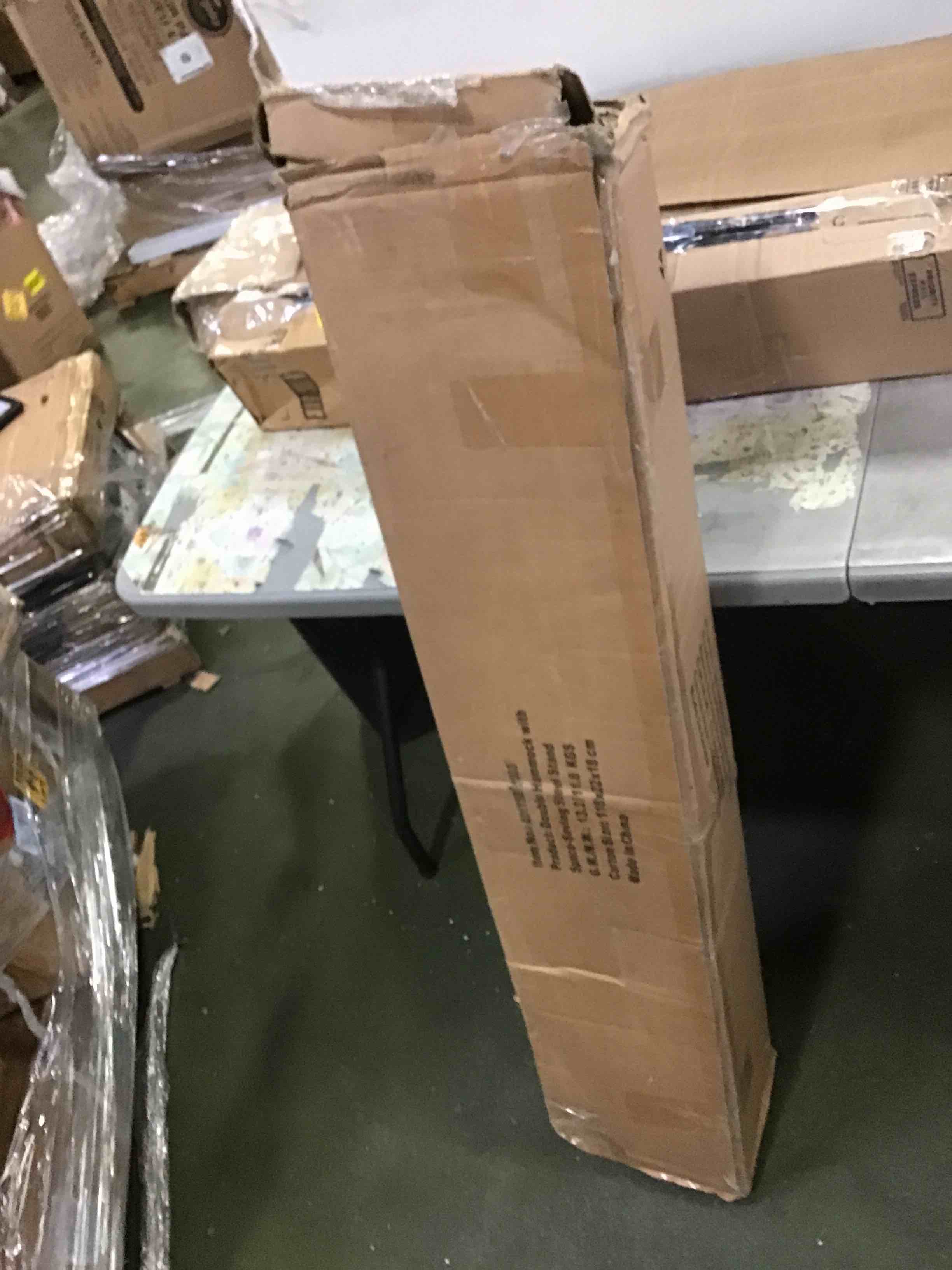 https://s3.amazonaws.com/lotting-images-prod/bidfta/YEL5373143_1694021628444.jpeg