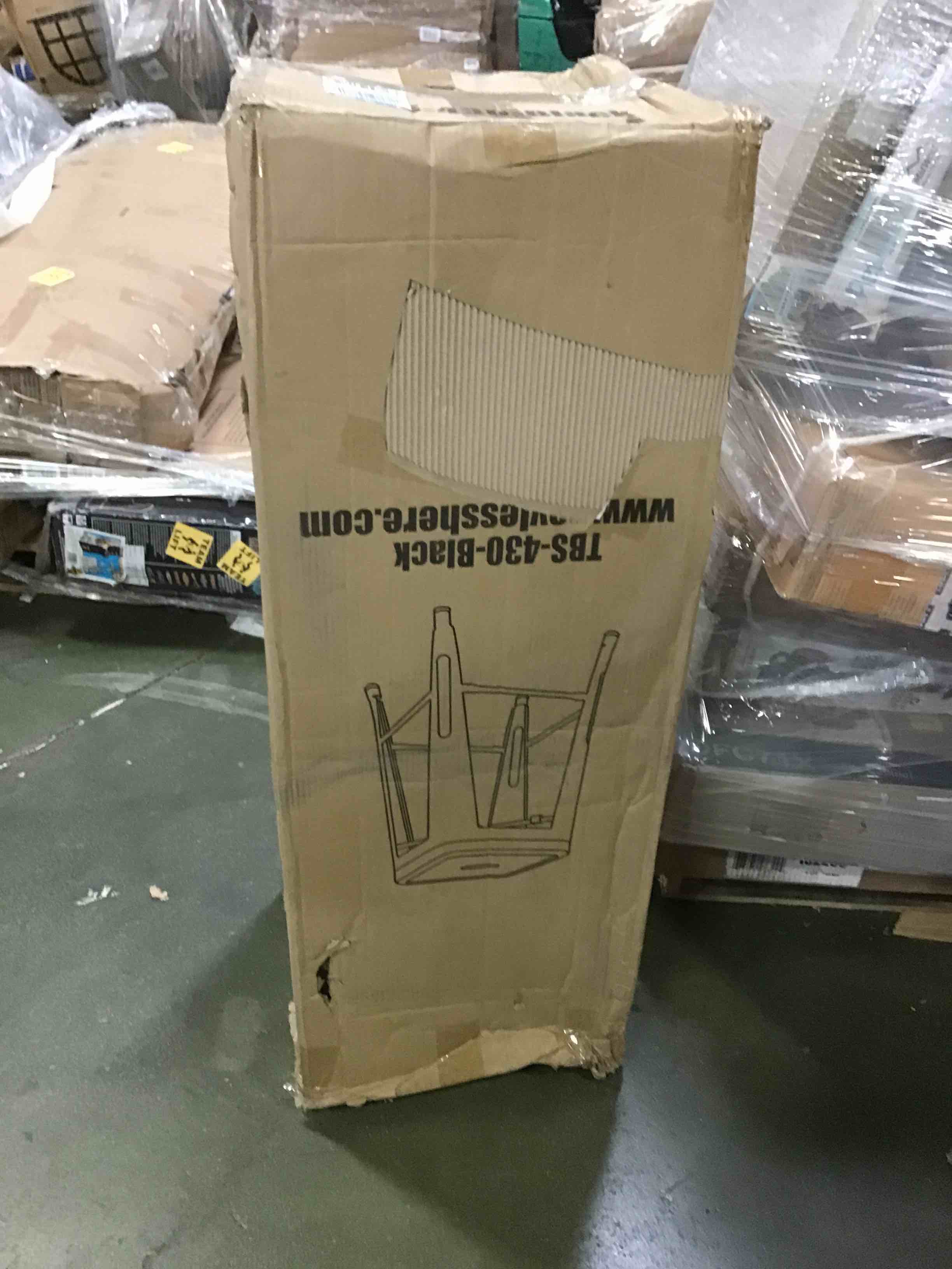 https://s3.amazonaws.com/lotting-images-prod/bidfta/YEL5373189_1694030779591.jpeg