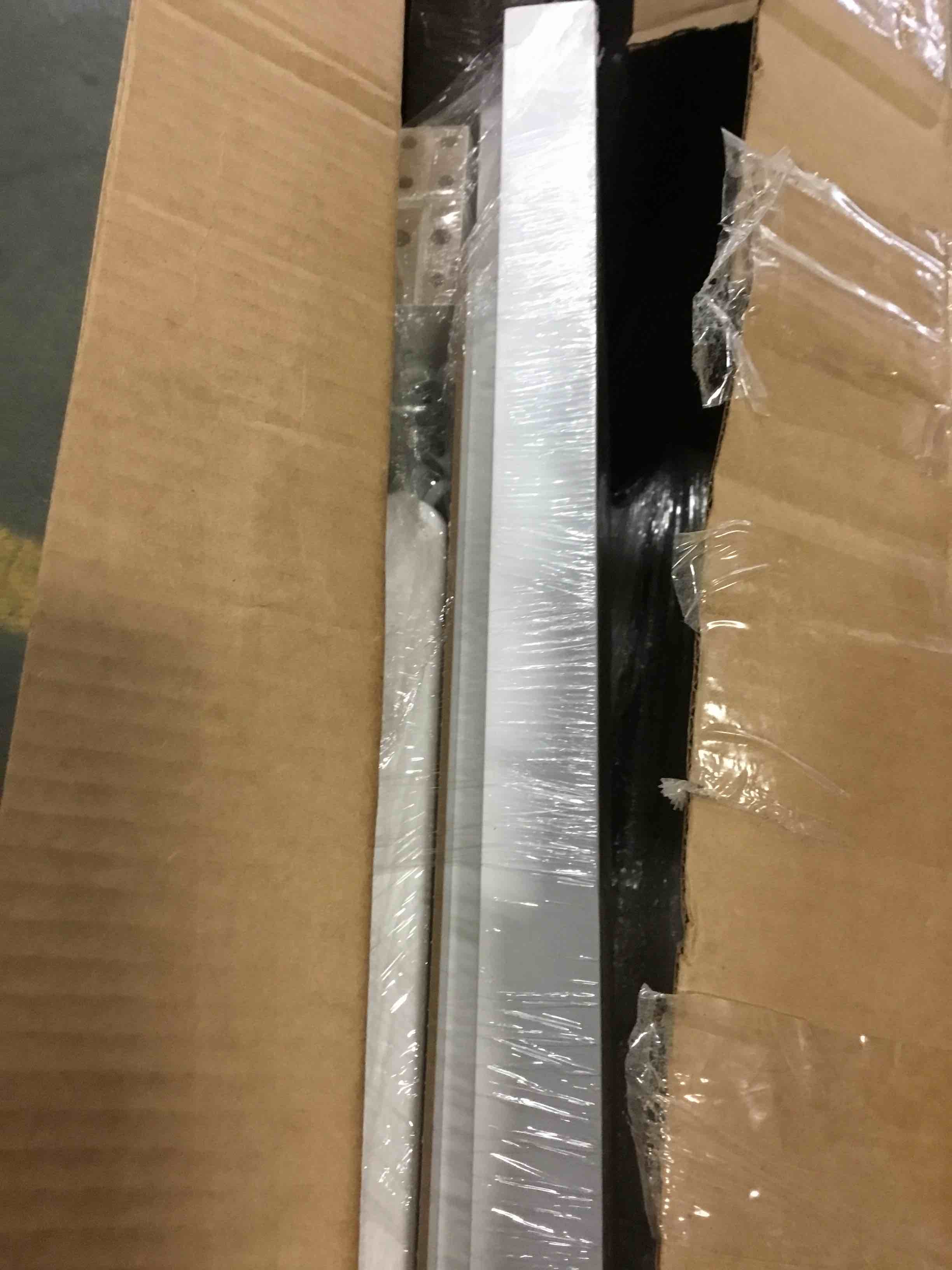 https://s3.amazonaws.com/lotting-images-prod/bidfta/YEL5373273_1694098711151.jpeg