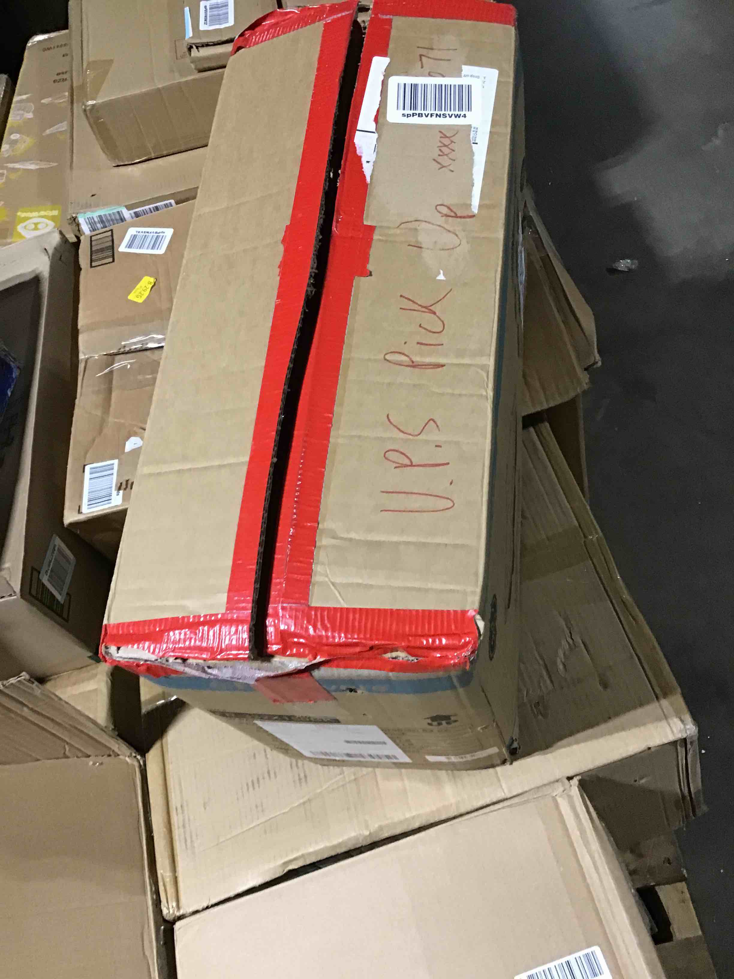 https://s3.amazonaws.com/lotting-images-prod/bidfta/YEL5373742_1694620051154.jpeg