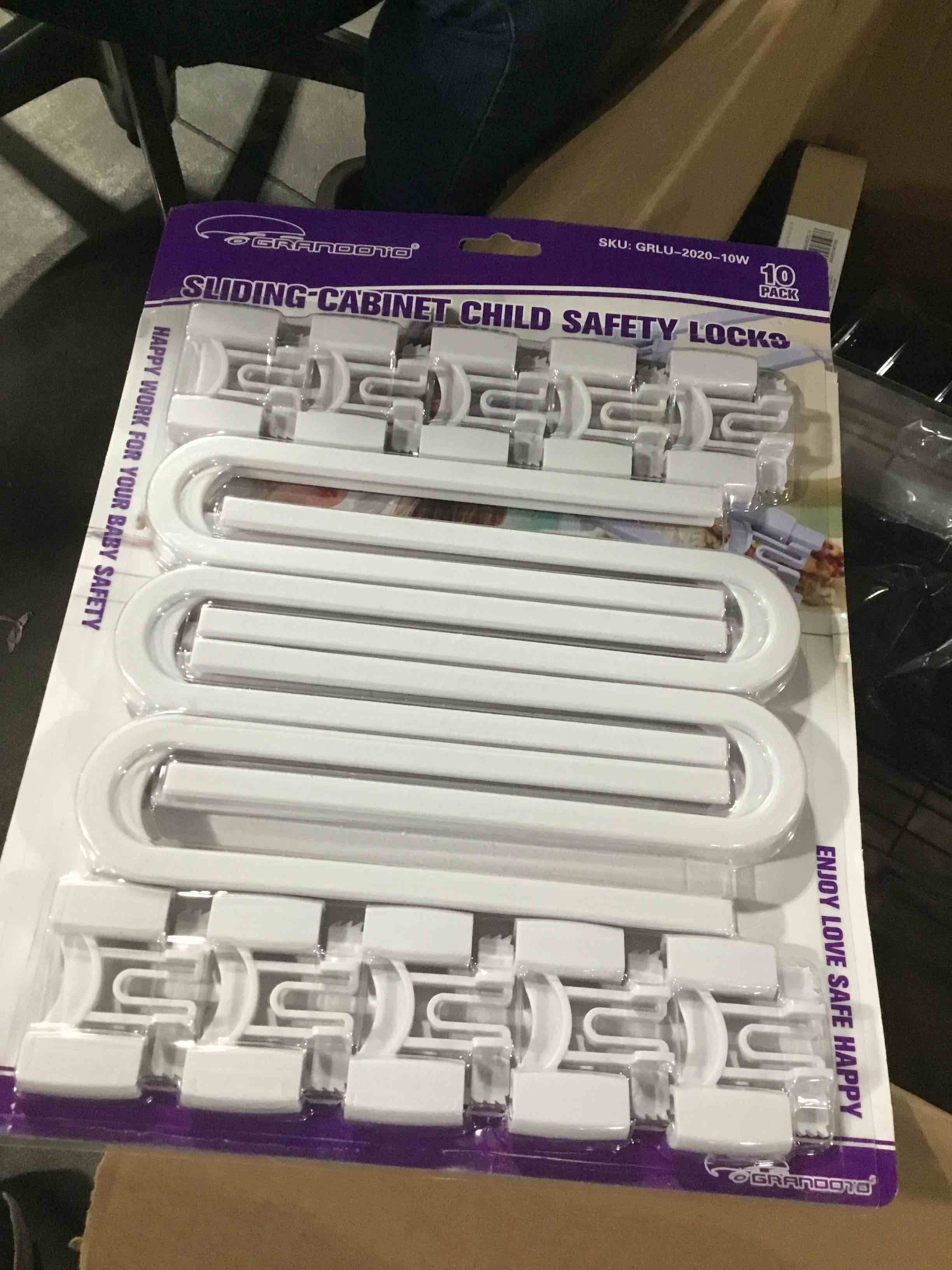 https://s3.amazonaws.com/lotting-images-prod/bidfta/YEL5375931_1699382230808.jpeg