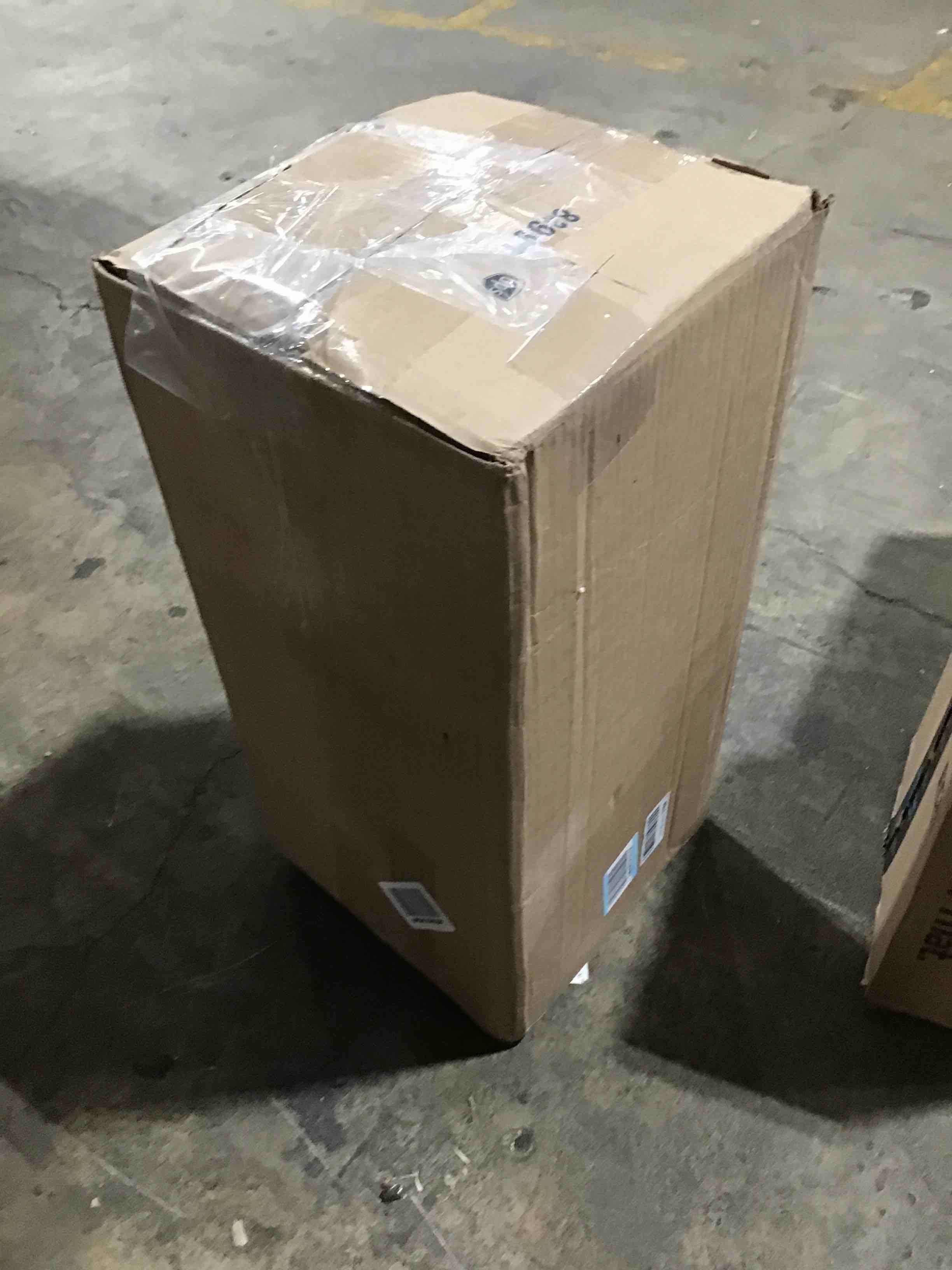 https://s3.amazonaws.com/lotting-images-prod/bidfta/YEL5377904_1704735277353.jpeg