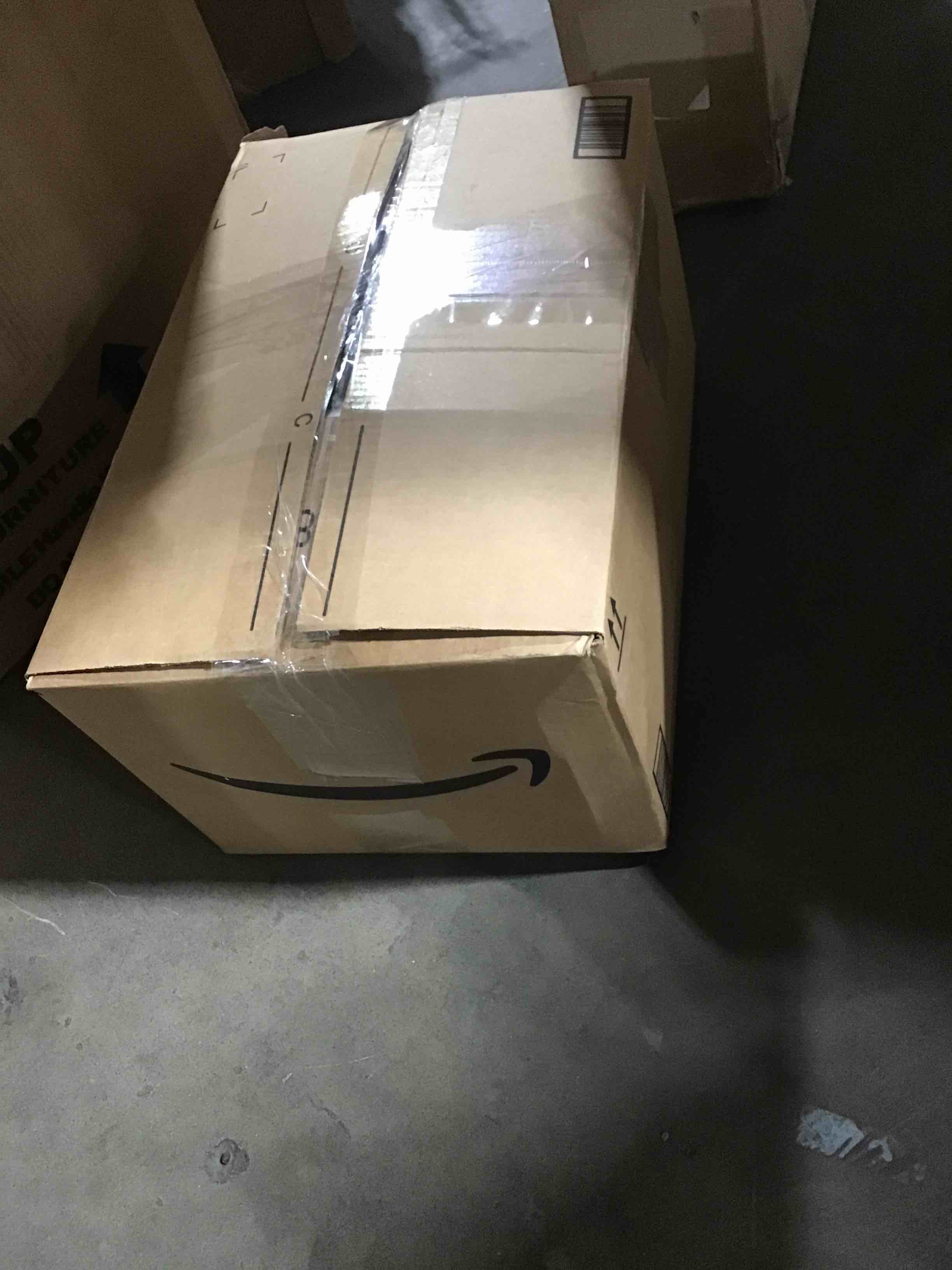 https://s3.amazonaws.com/lotting-images-prod/bidfta/YEL5380024_1699978088961.jpeg