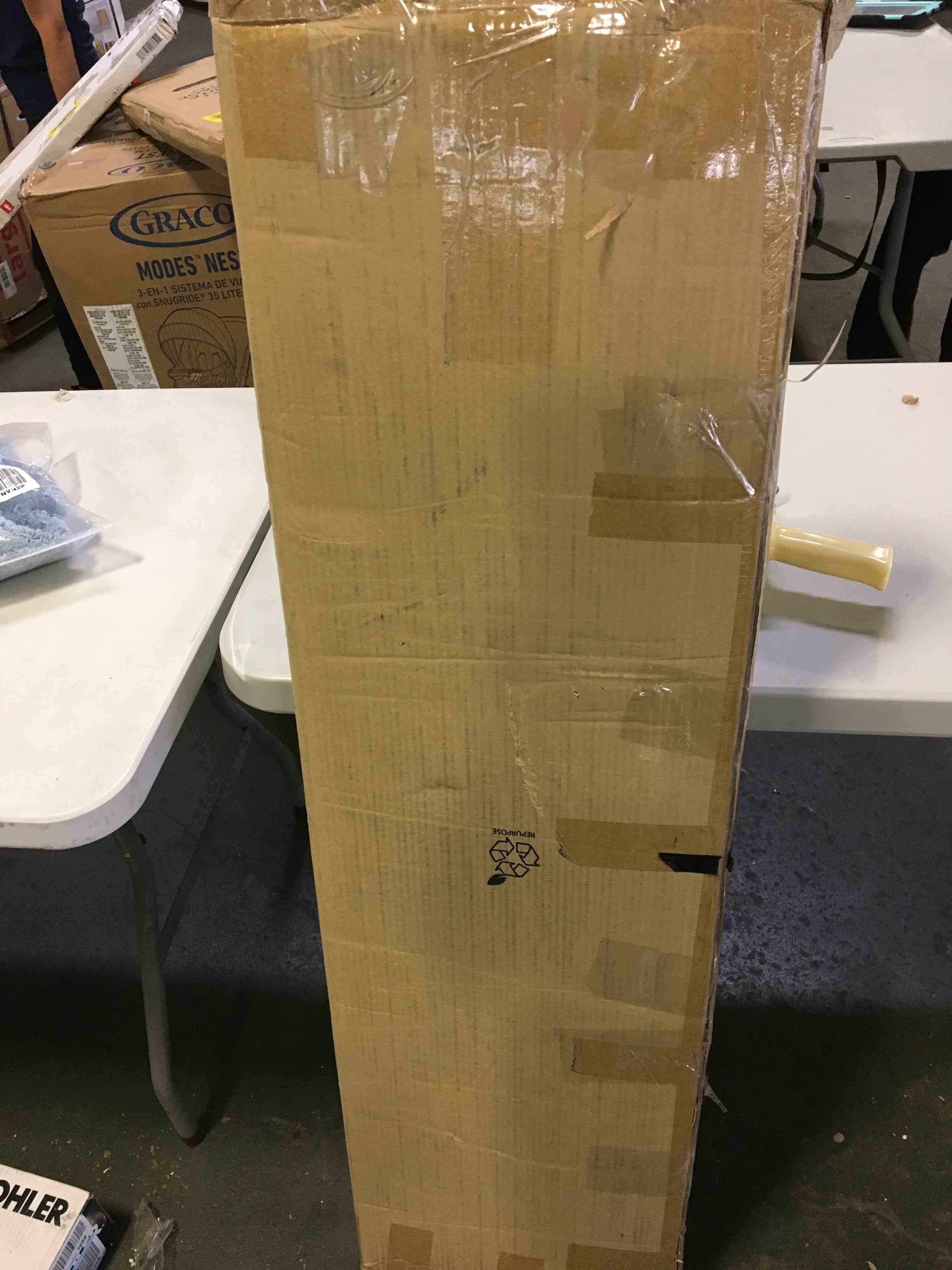https://s3.amazonaws.com/lotting-images-prod/bidfta/YEL5385495_1695651973741.jpeg