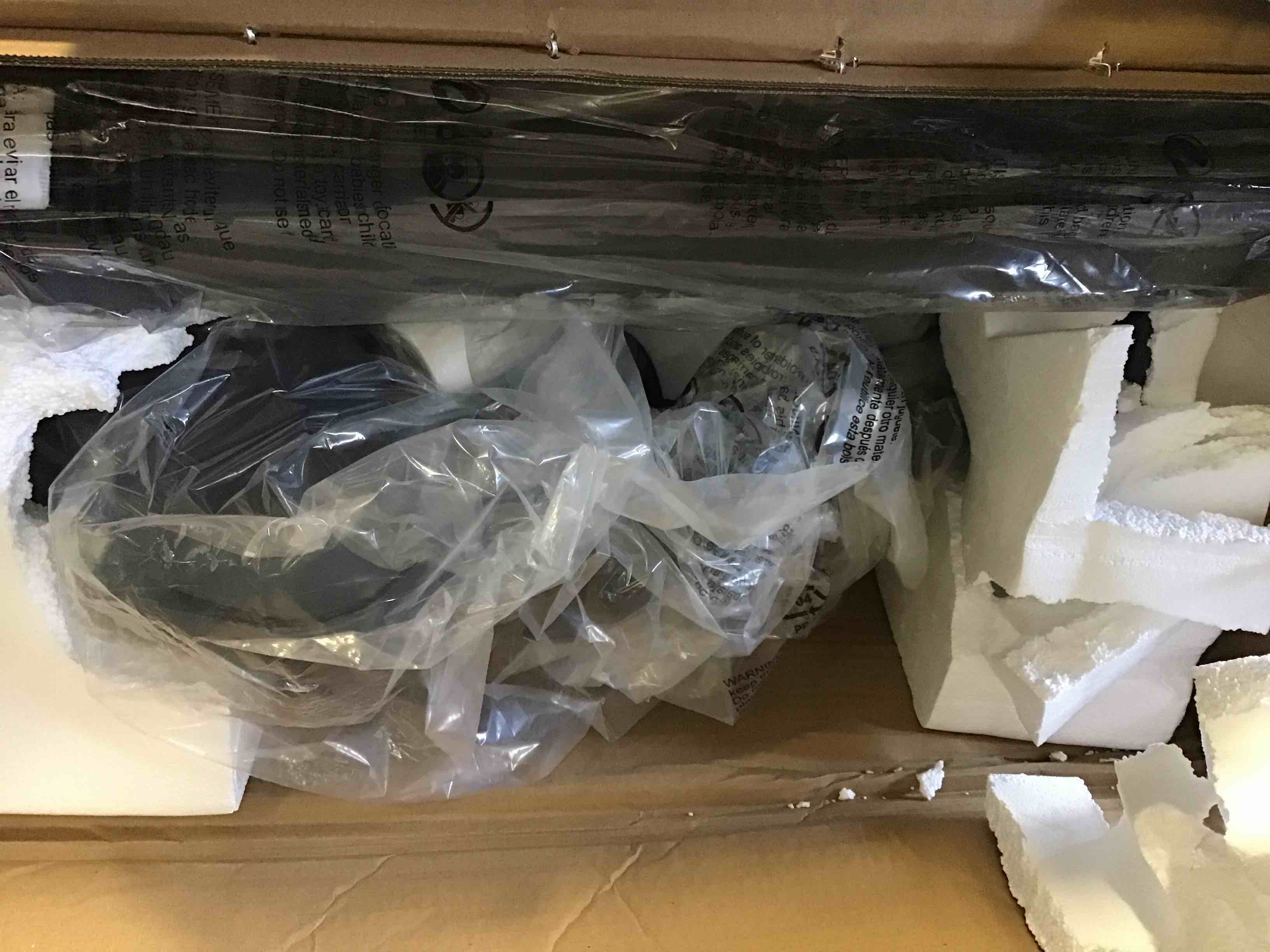 https://s3.amazonaws.com/lotting-images-prod/bidfta/YEL5388414_1696009547632.jpeg