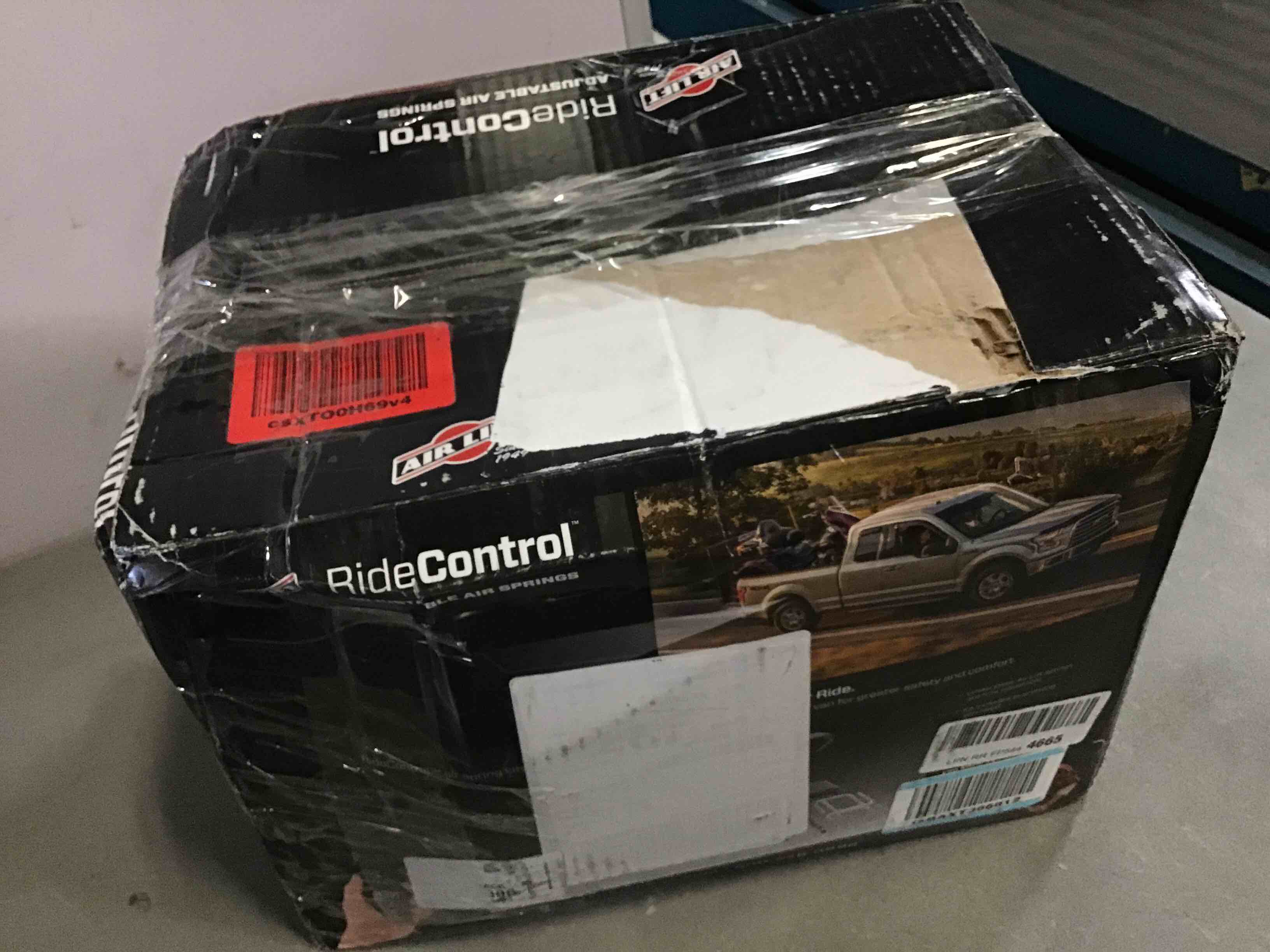 https://s3.amazonaws.com/lotting-images-prod/bidfta/YEL5390380_1694628512888.jpeg