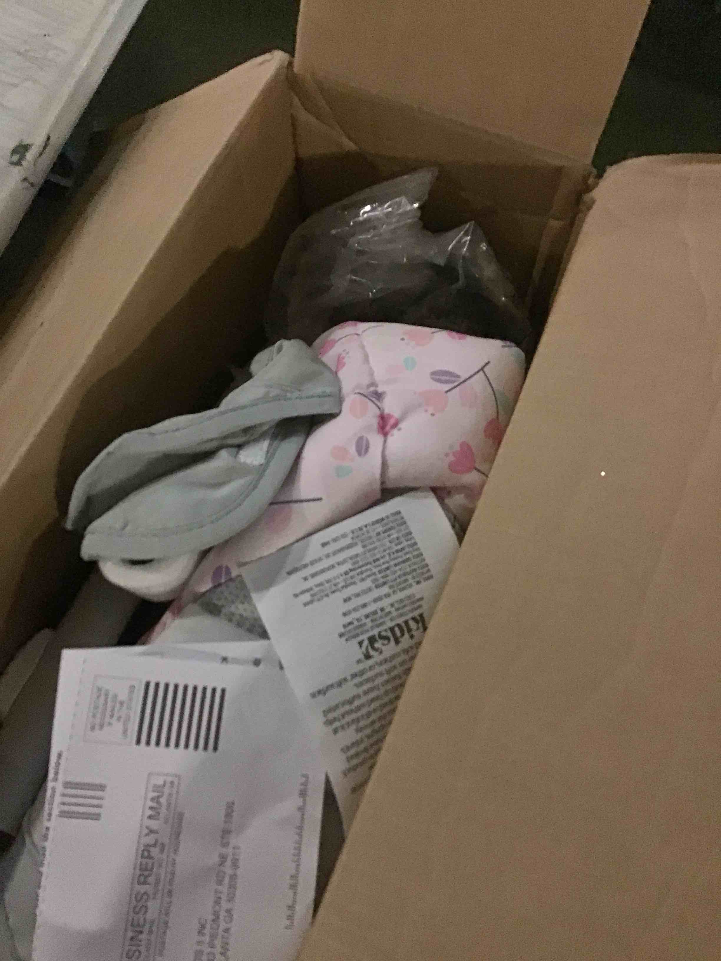 https://s3.amazonaws.com/lotting-images-prod/bidfta/YEL5390851_1695210017829.jpeg