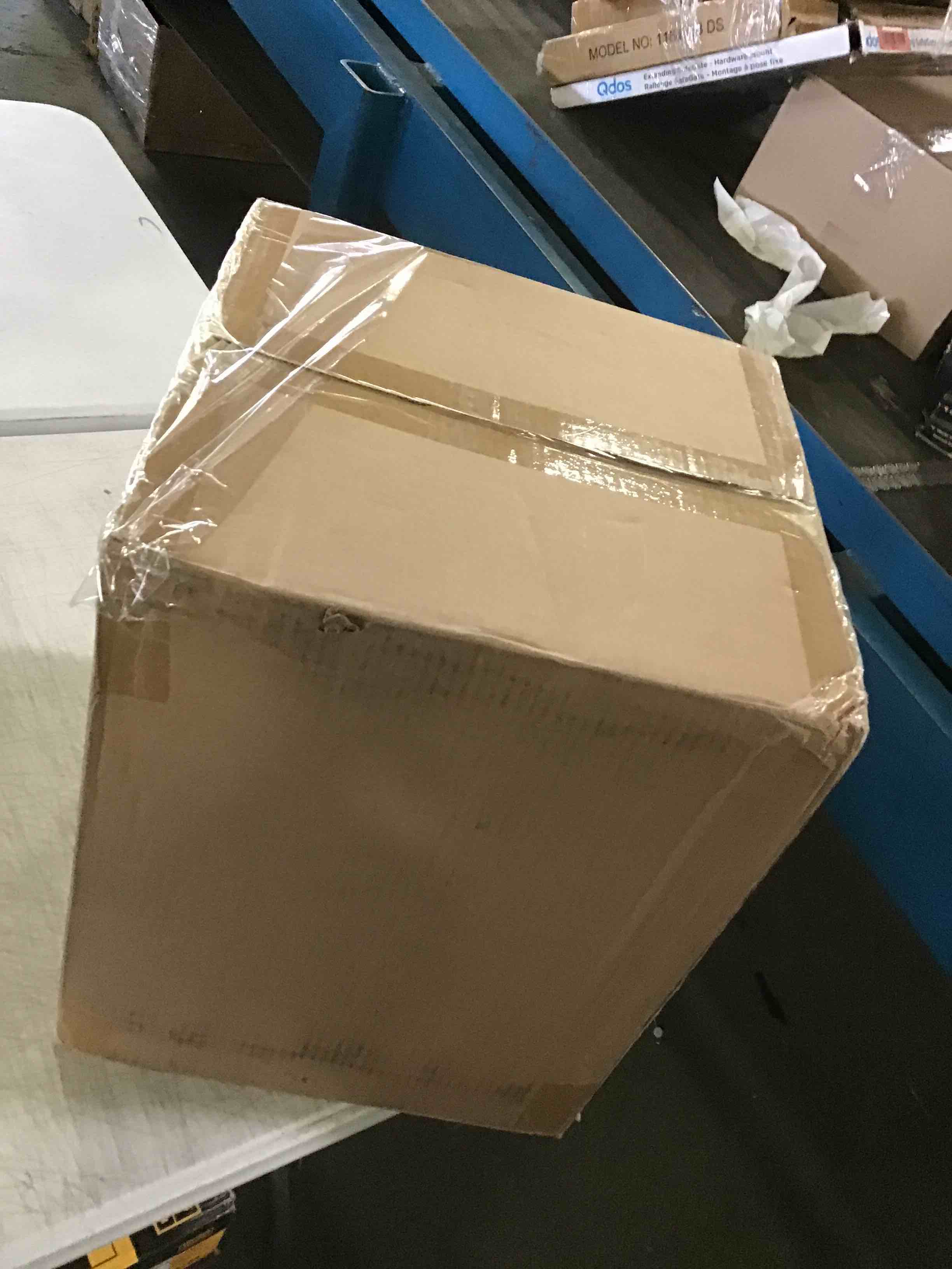https://s3.amazonaws.com/lotting-images-prod/bidfta/YEL5391048_1695234987838.jpeg