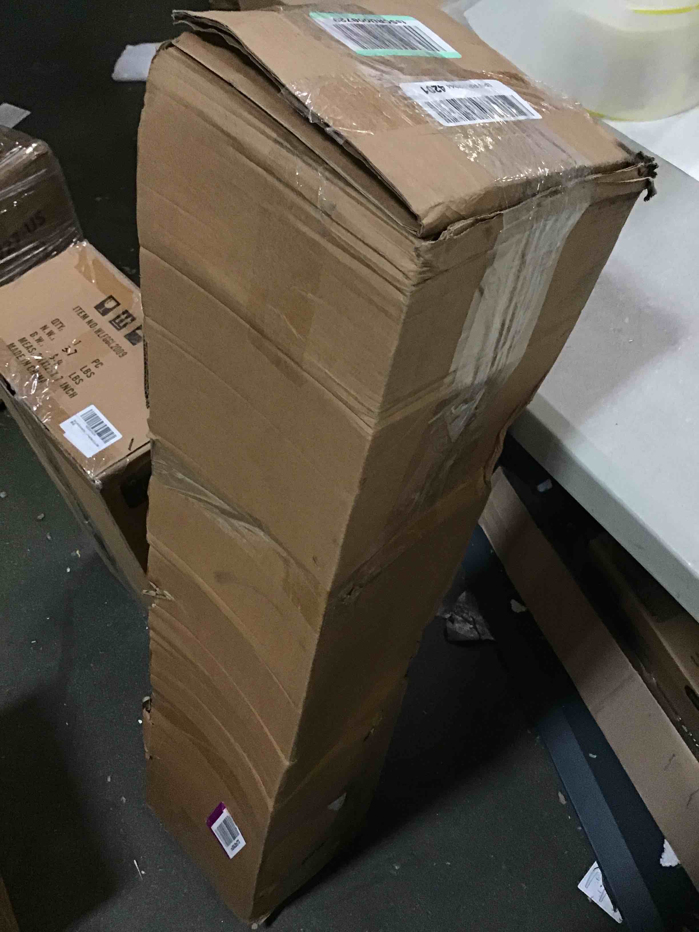 https://s3.amazonaws.com/lotting-images-prod/bidfta/YEL5393214_1694202250702.jpeg