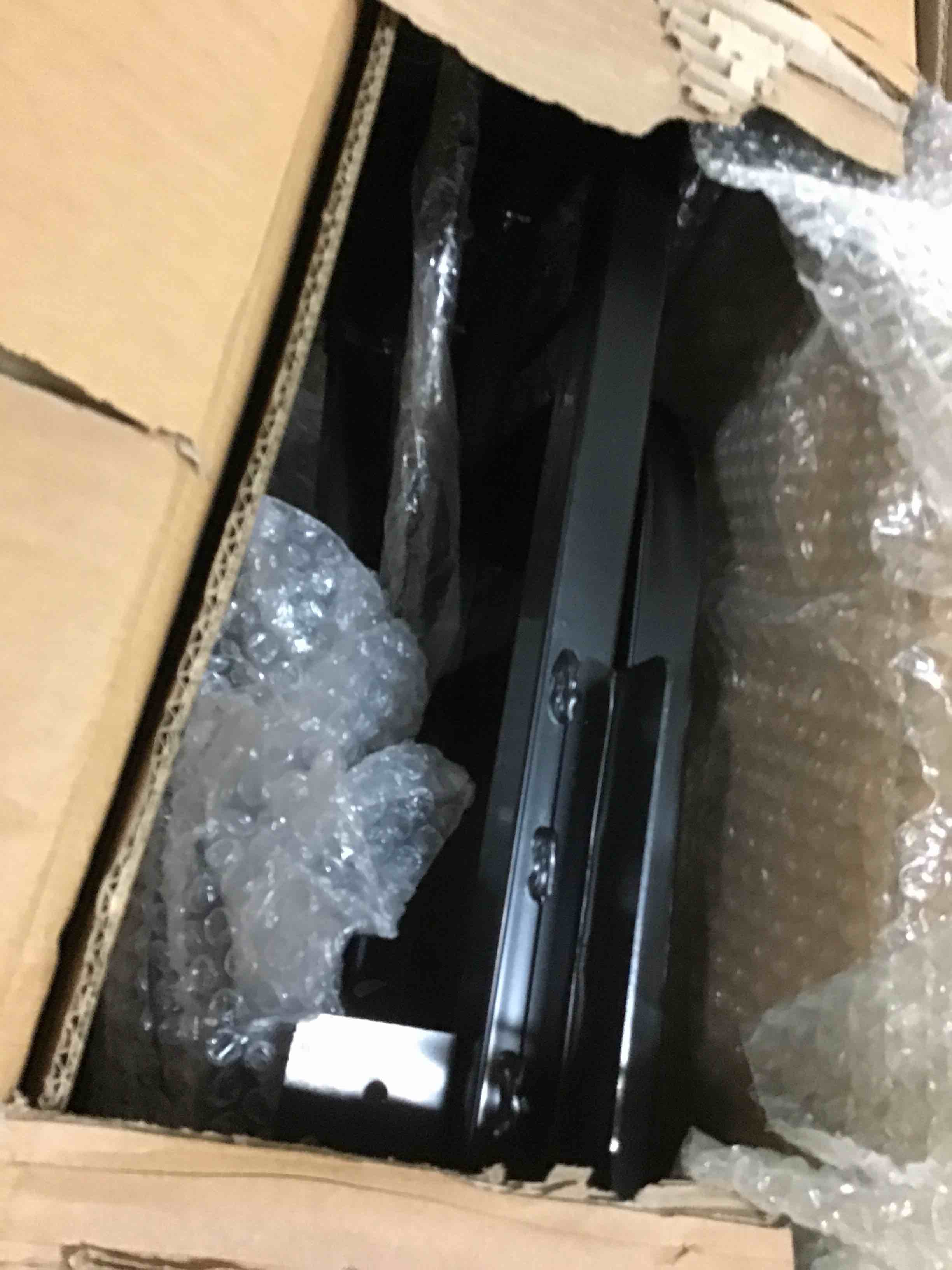 https://s3.amazonaws.com/lotting-images-prod/bidfta/YEL5393301_1694269247382.jpeg