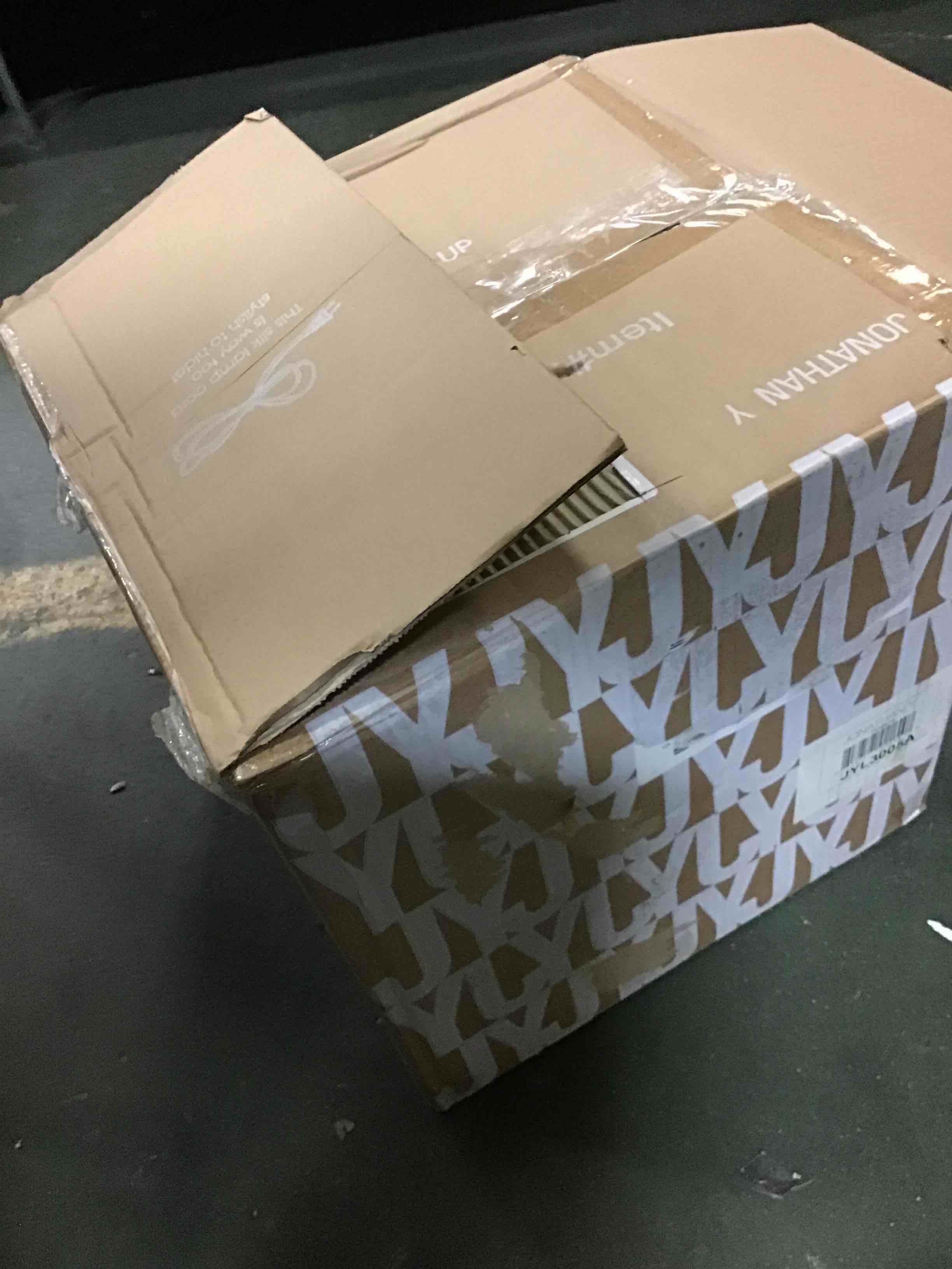 https://s3.amazonaws.com/lotting-images-prod/bidfta/YEL5393416_1694354797539.jpeg