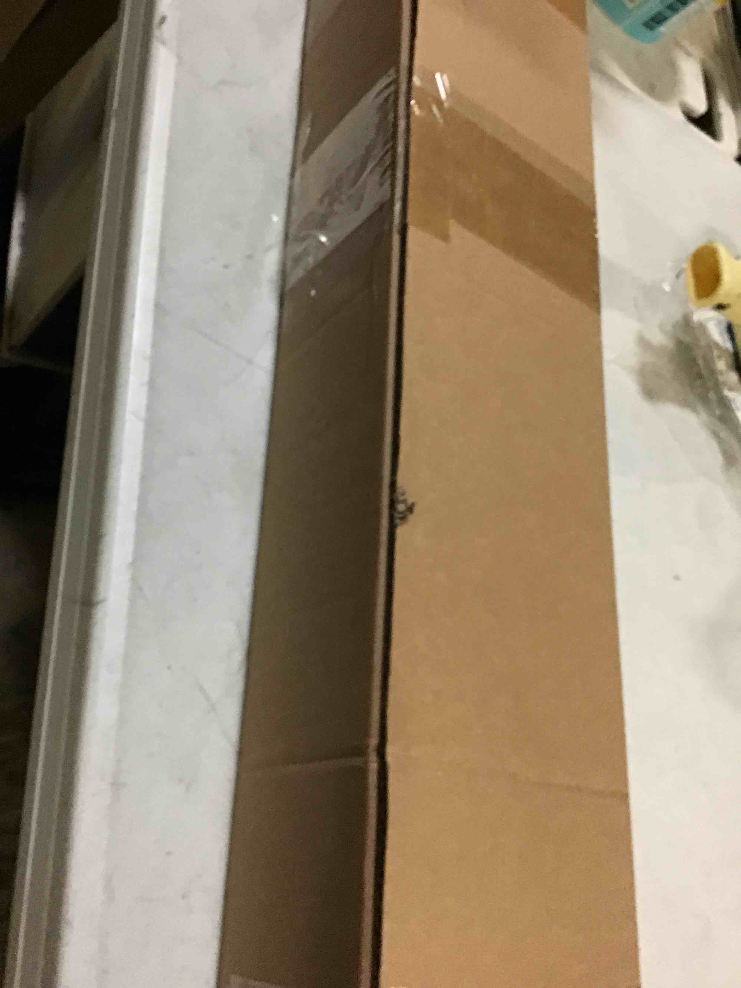 https://s3.amazonaws.com/lotting-images-prod/bidfta/YEL5393441_1694359202030.jpeg