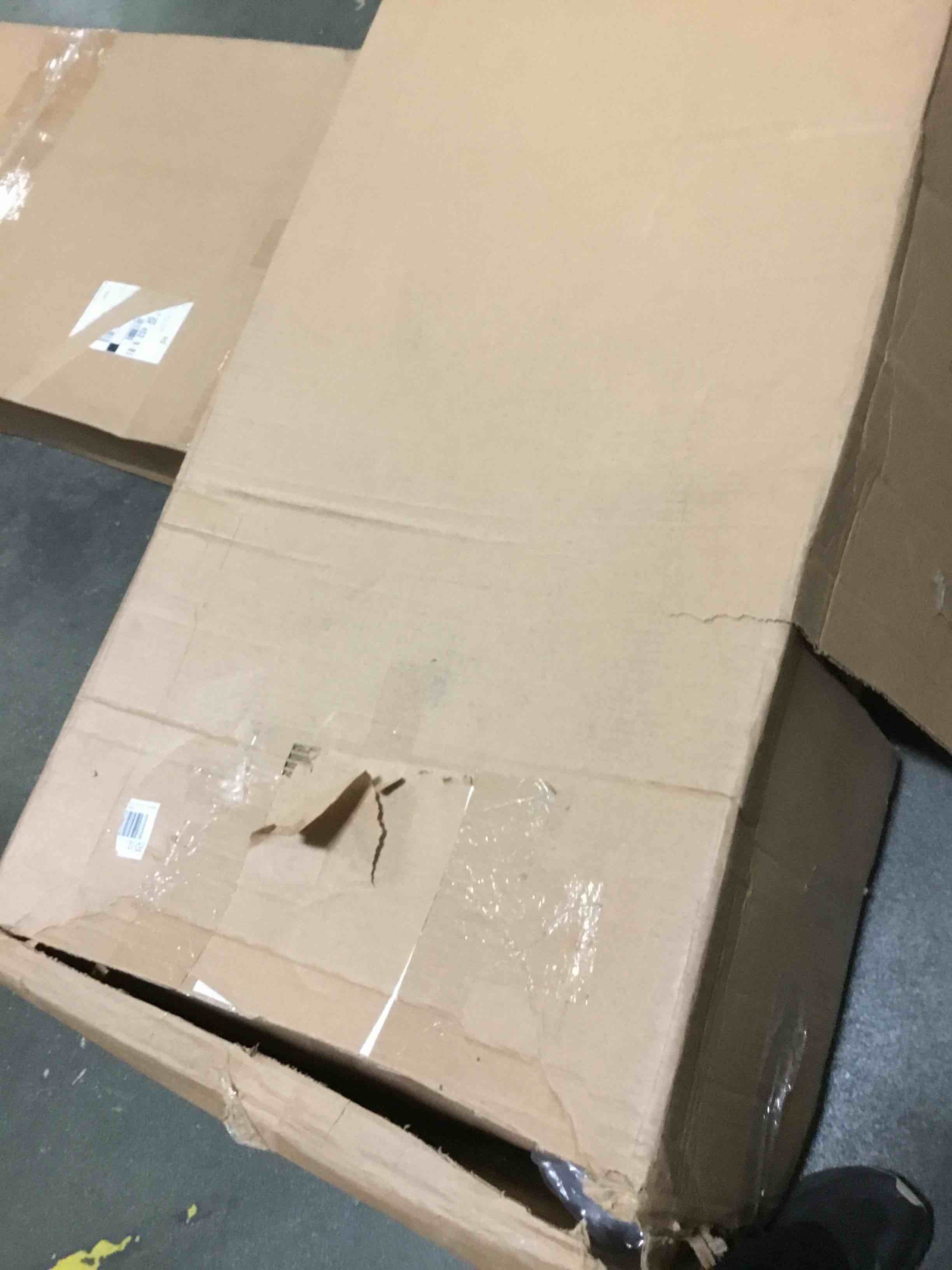 https://s3.amazonaws.com/lotting-images-prod/bidfta/YEL5393760_1694531671176.jpeg