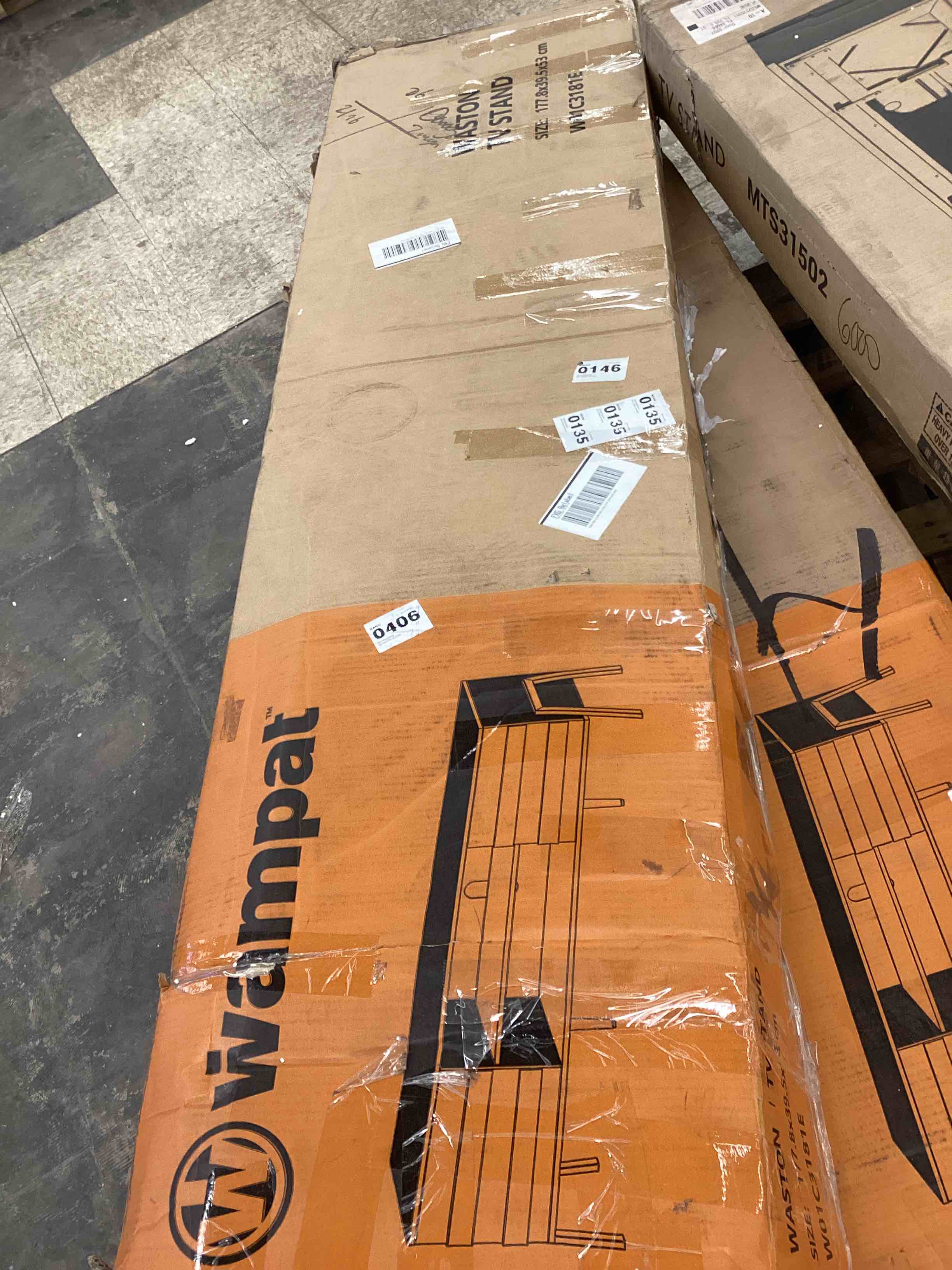 https://s3.amazonaws.com/lotting-images-prod/bidfta/YEL5400996_1699299251171.jpeg