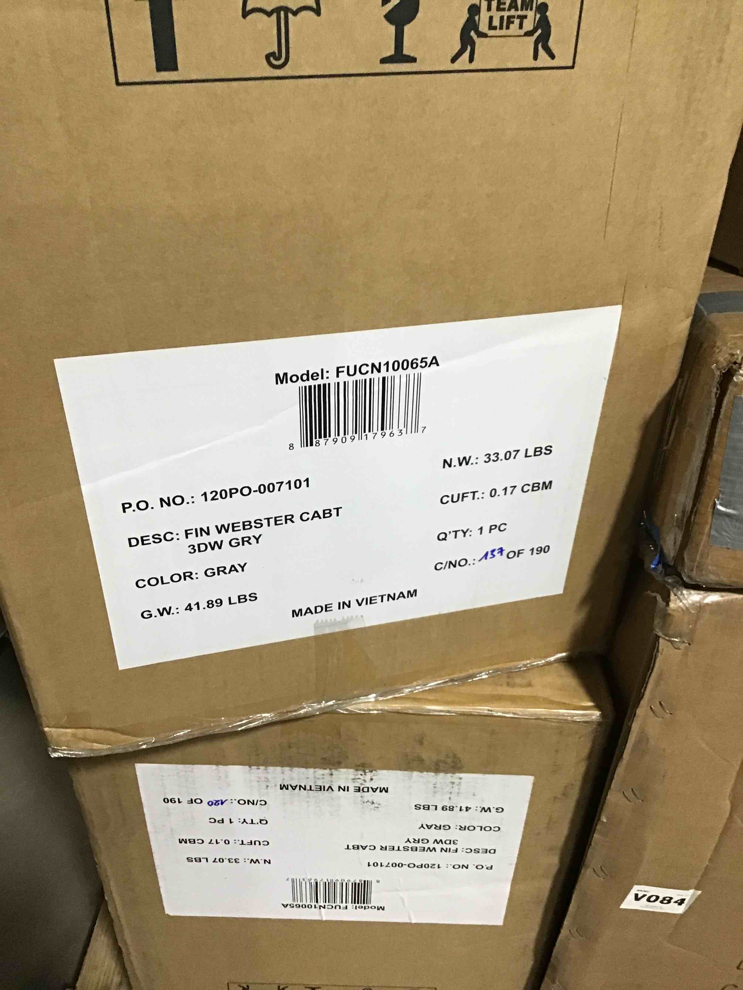 https://s3.amazonaws.com/lotting-images-prod/bidfta/YEL5420402_1695129959824.jpeg