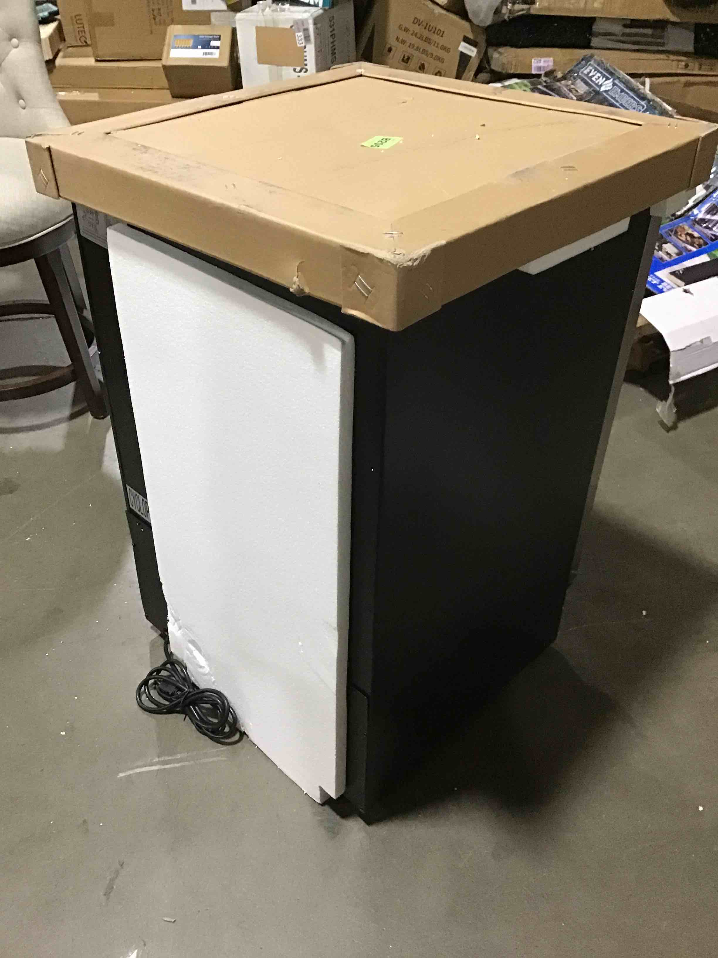 https://s3.amazonaws.com/lotting-images-prod/bidfta/YEL5421117_1696346640474.jpeg