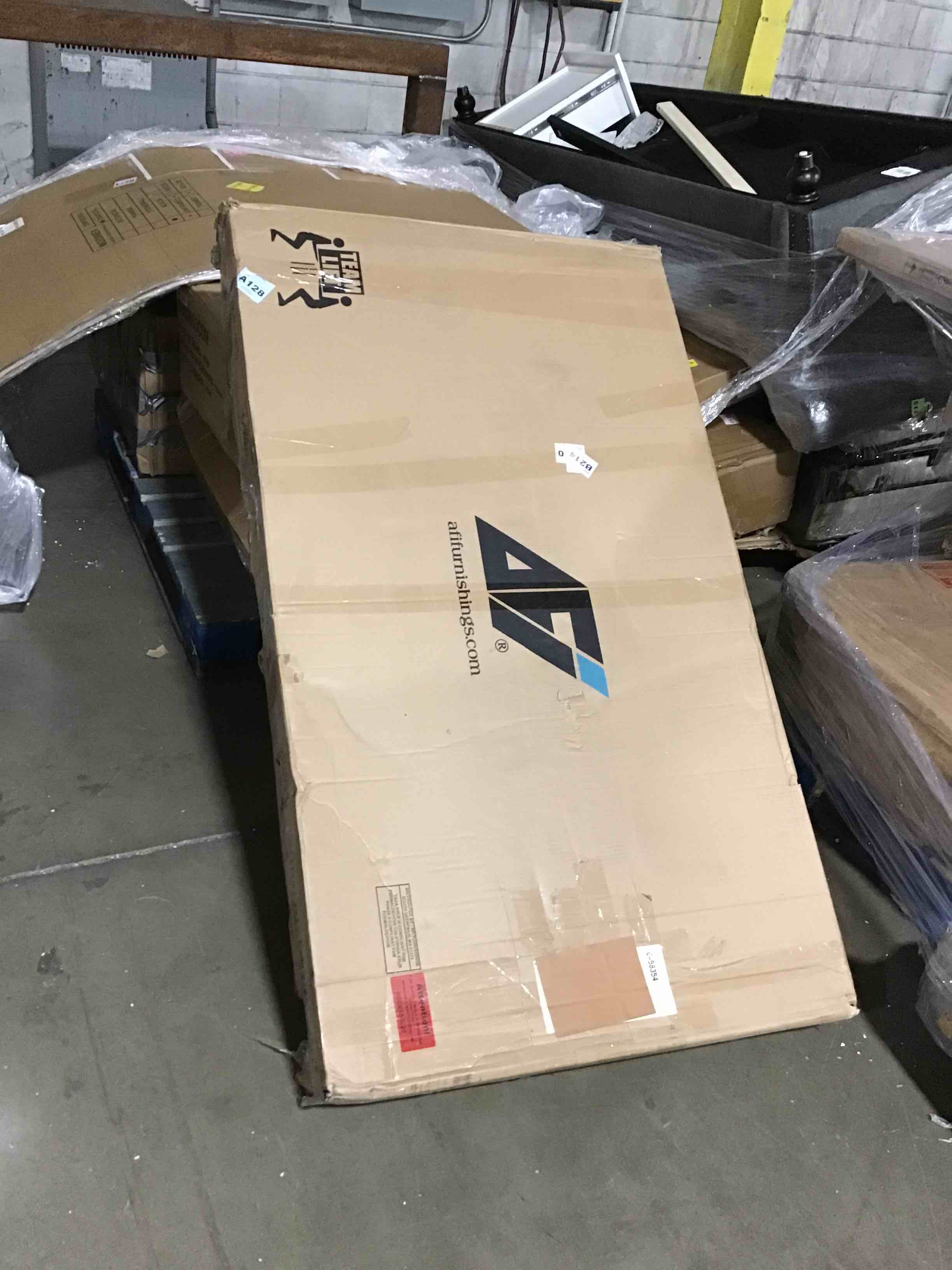 https://s3.amazonaws.com/lotting-images-prod/bidfta/YEL5421332_1696621123770.jpeg