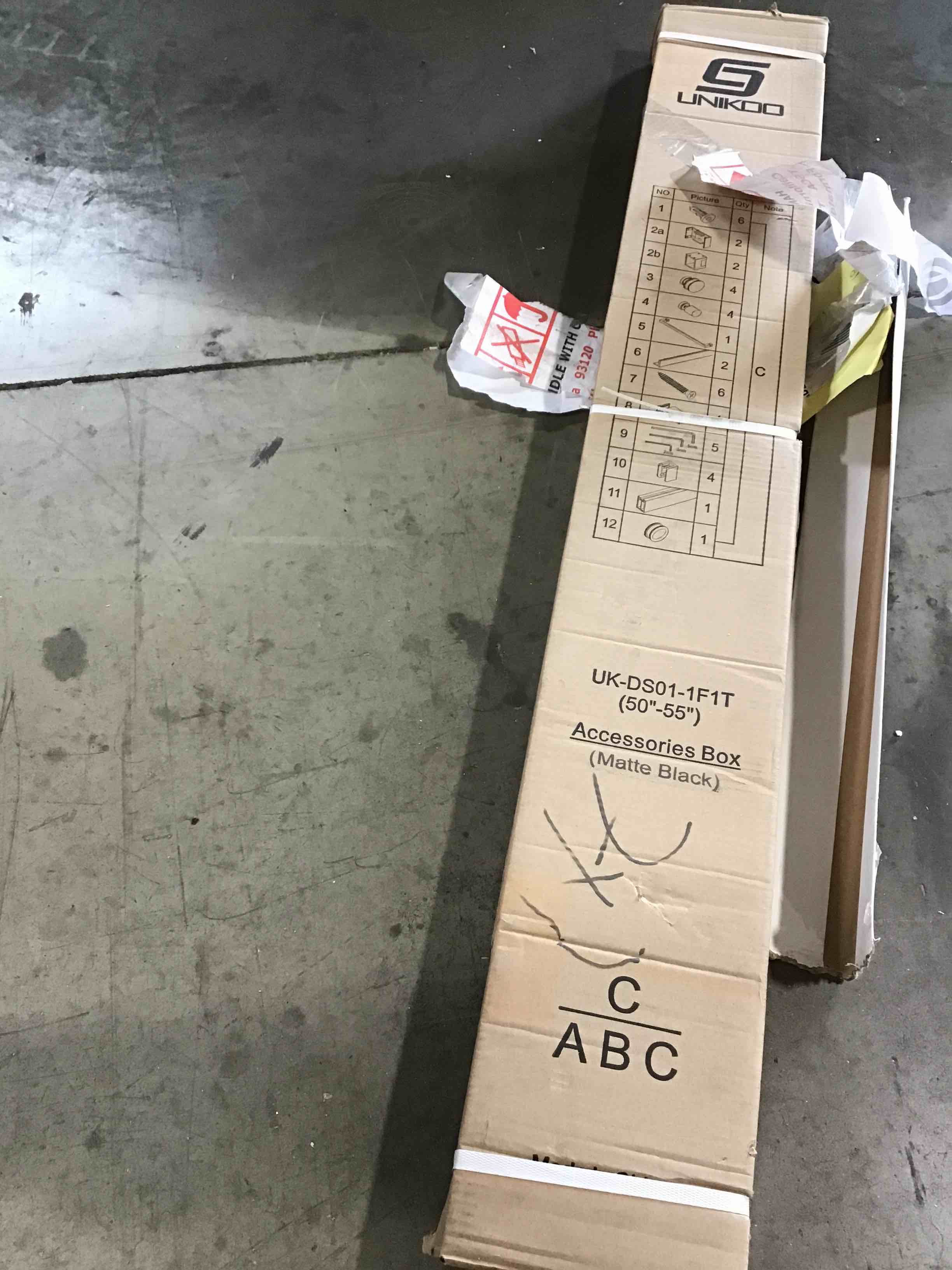 https://s3.amazonaws.com/lotting-images-prod/bidfta/YEL5422076_1695833781690.jpeg