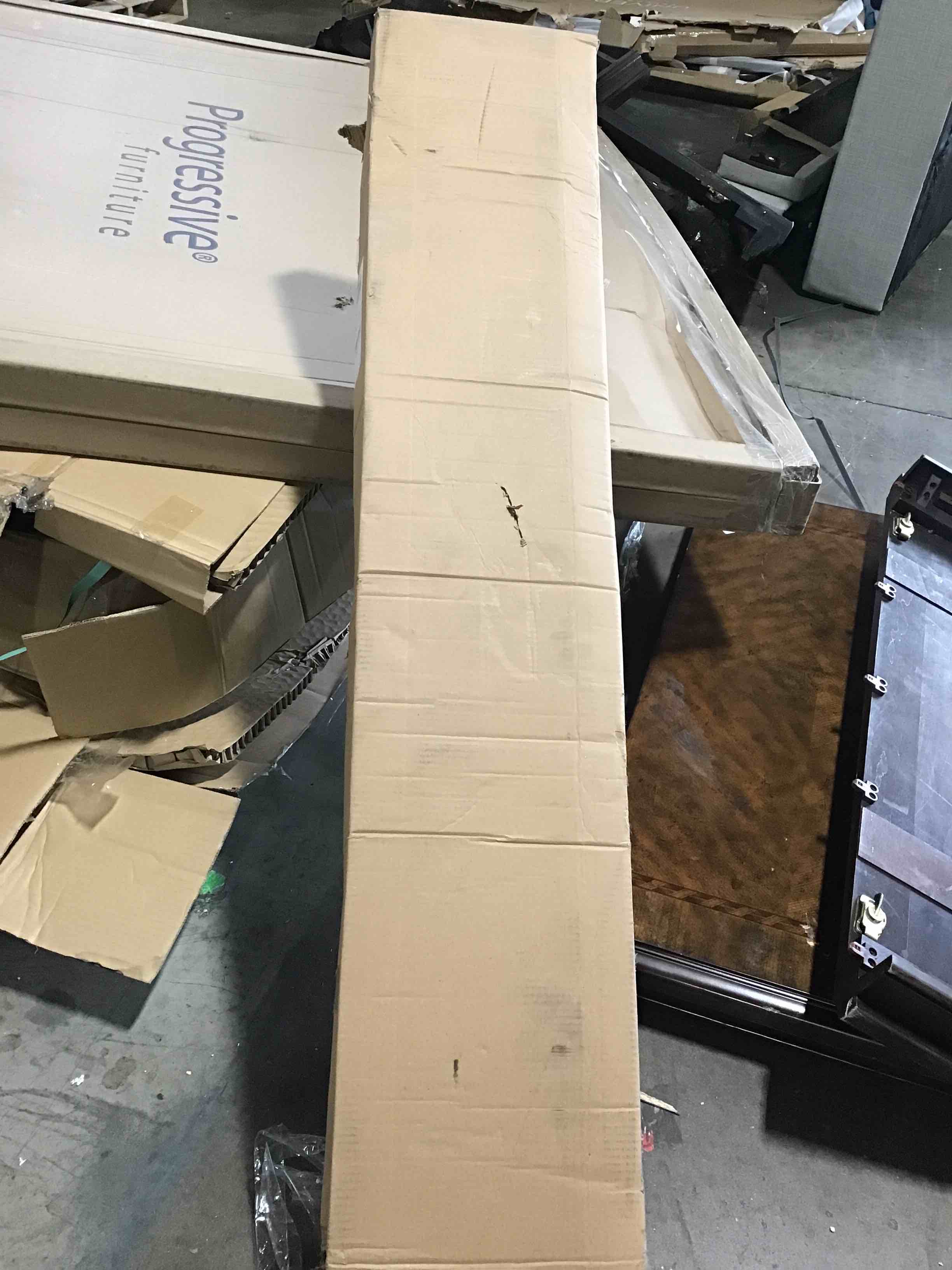 https://s3.amazonaws.com/lotting-images-prod/bidfta/YEL5422799_1696525093742.jpeg