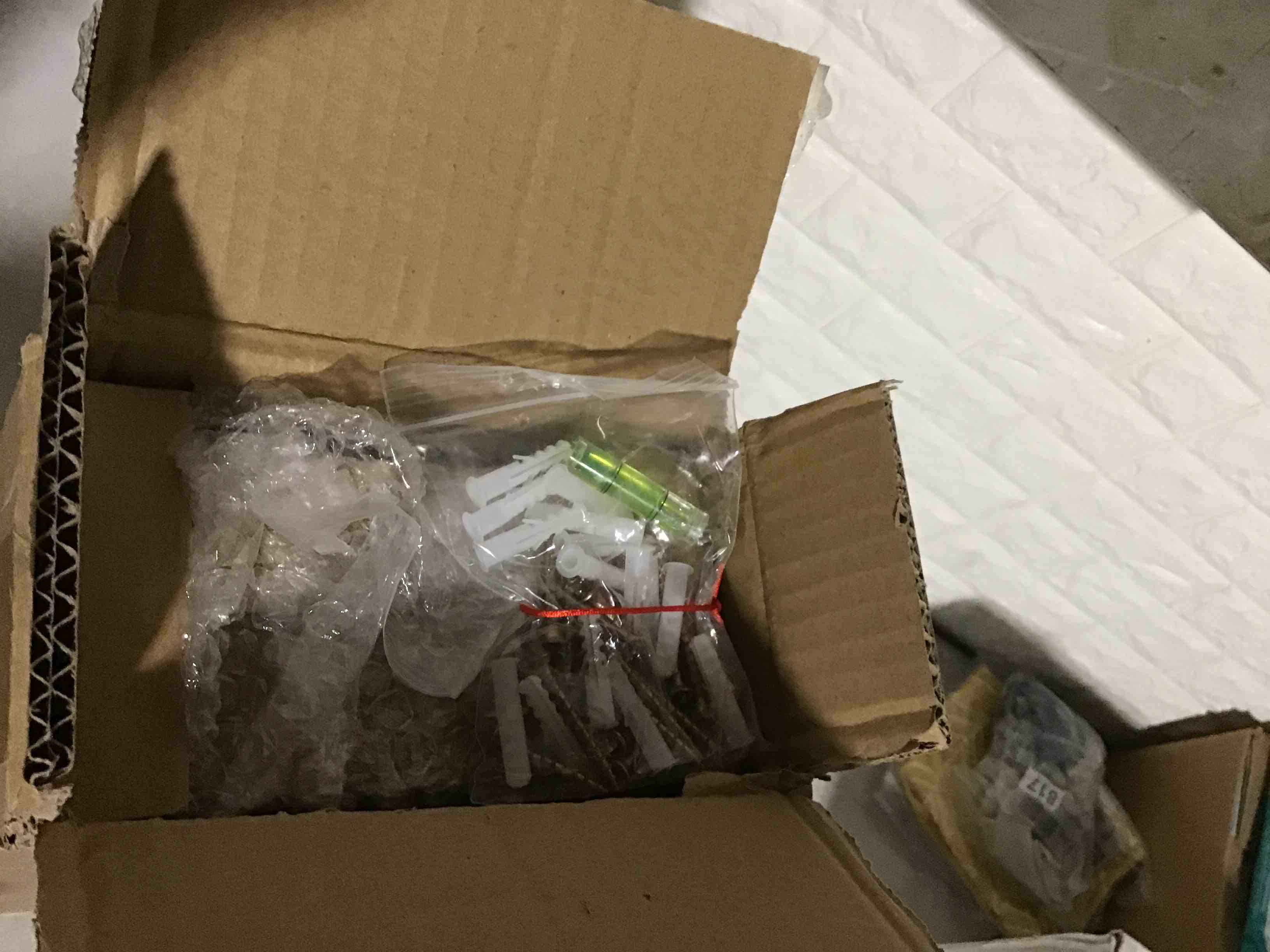https://s3.amazonaws.com/lotting-images-prod/bidfta/YEL5423742_1695304165014.jpeg