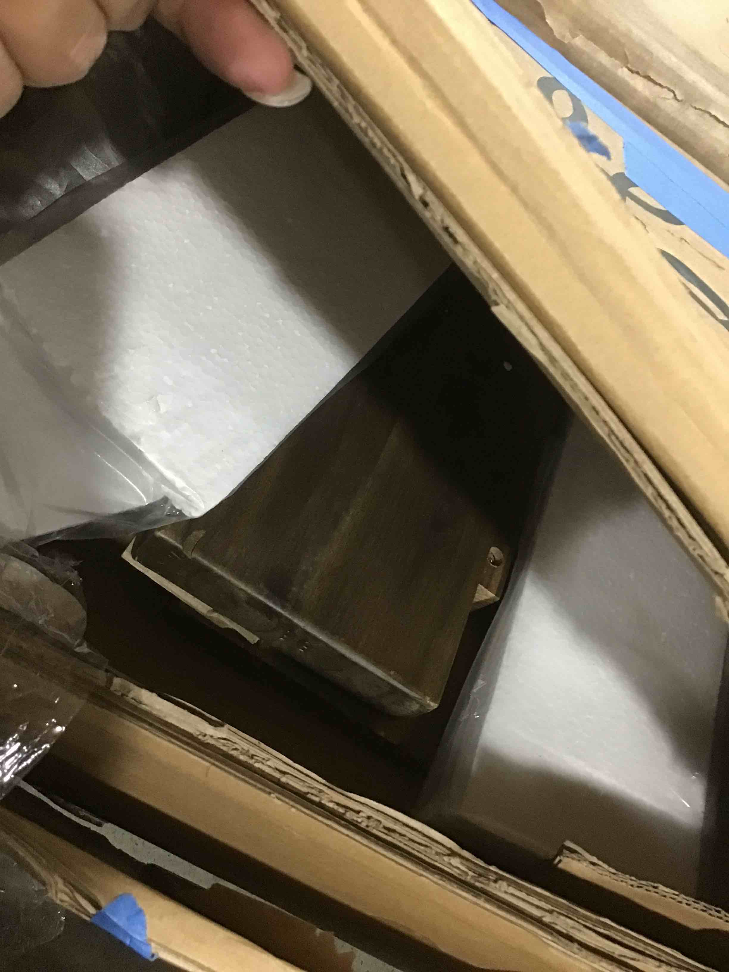 https://s3.amazonaws.com/lotting-images-prod/bidfta/YEL5425008_1694635131320.jpeg