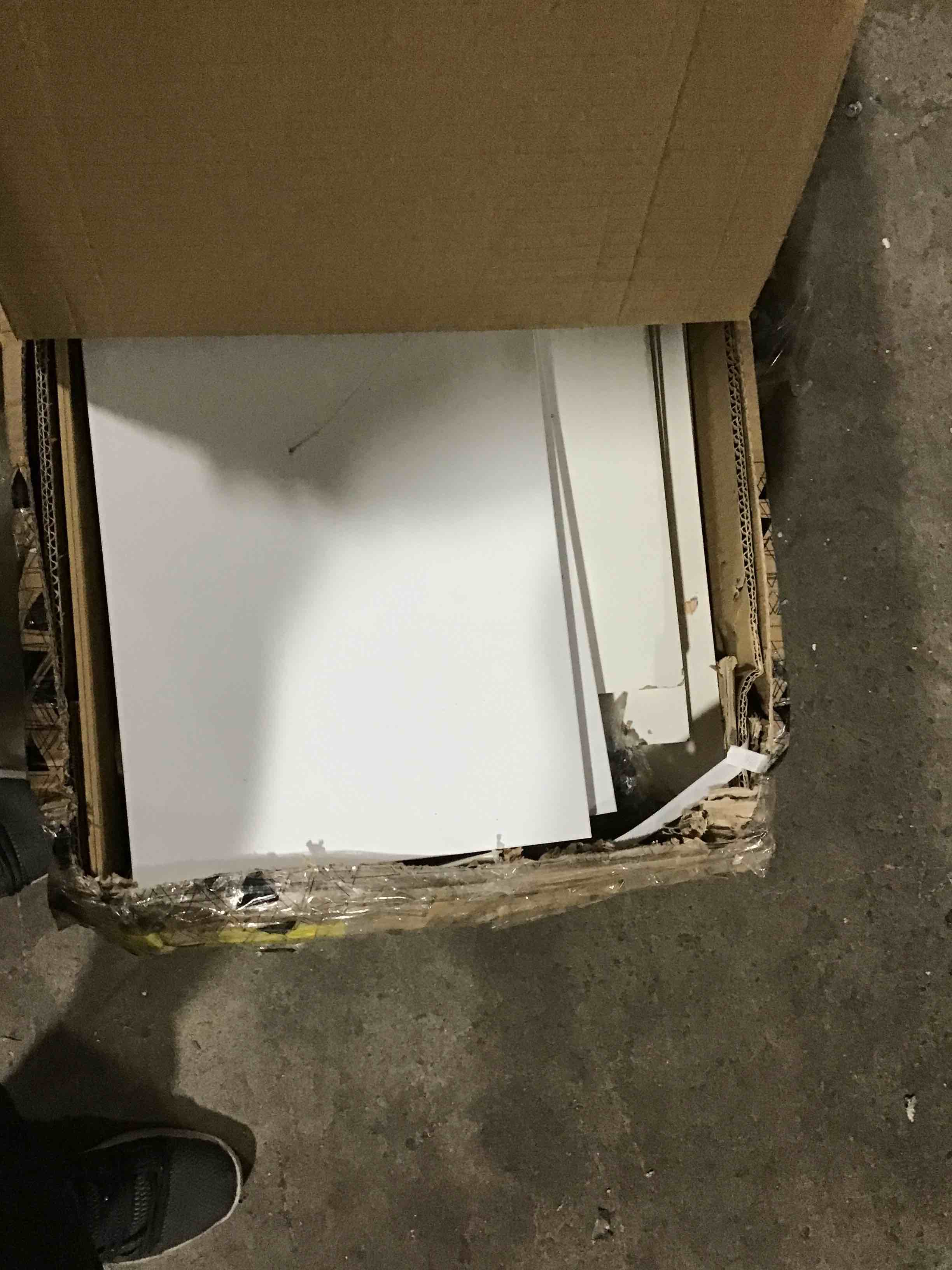 https://s3.amazonaws.com/lotting-images-prod/bidfta/YEL5426256_1693588792844.jpeg