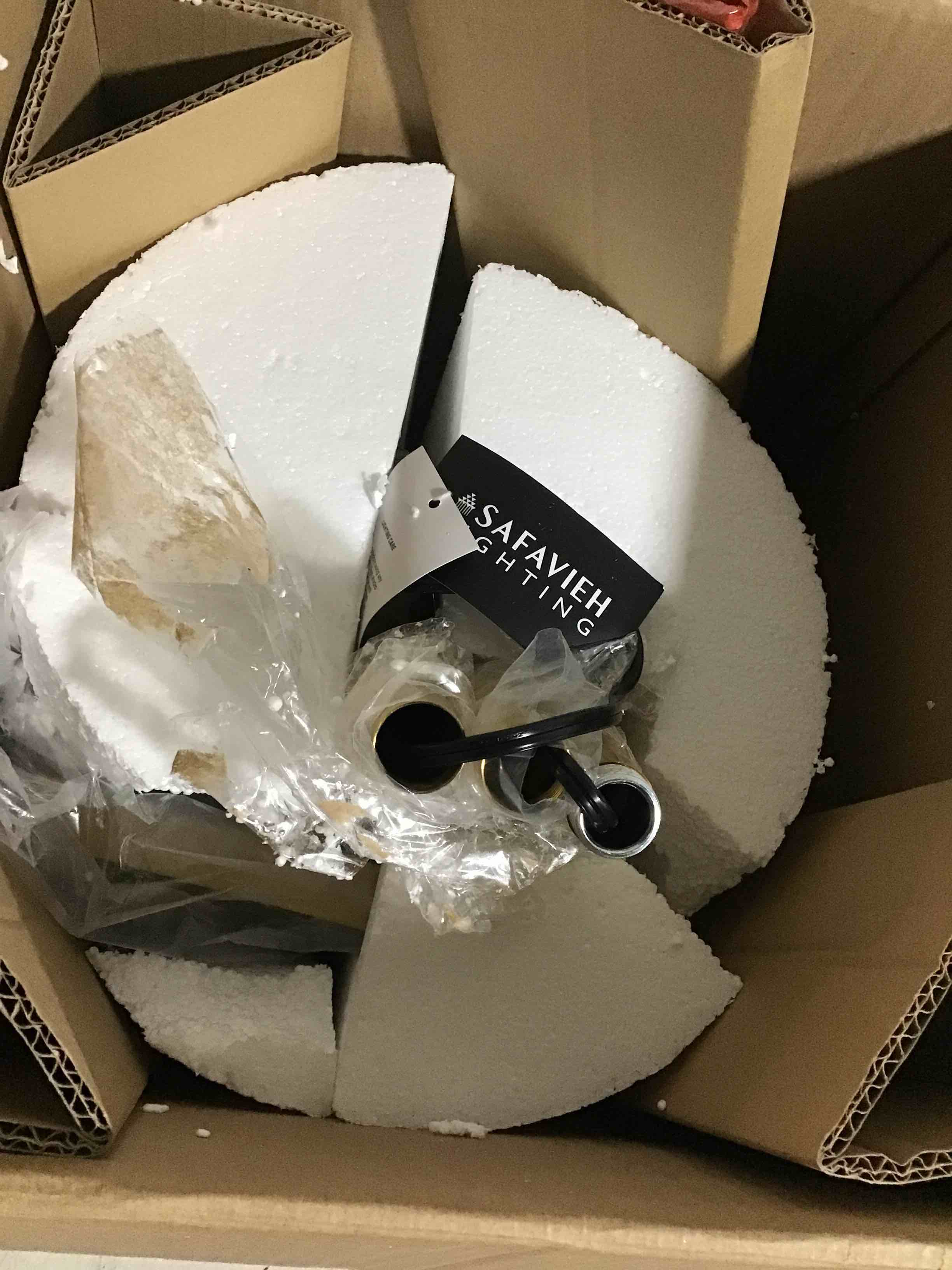 https://s3.amazonaws.com/lotting-images-prod/bidfta/YEL5426816_1694020694614.jpeg