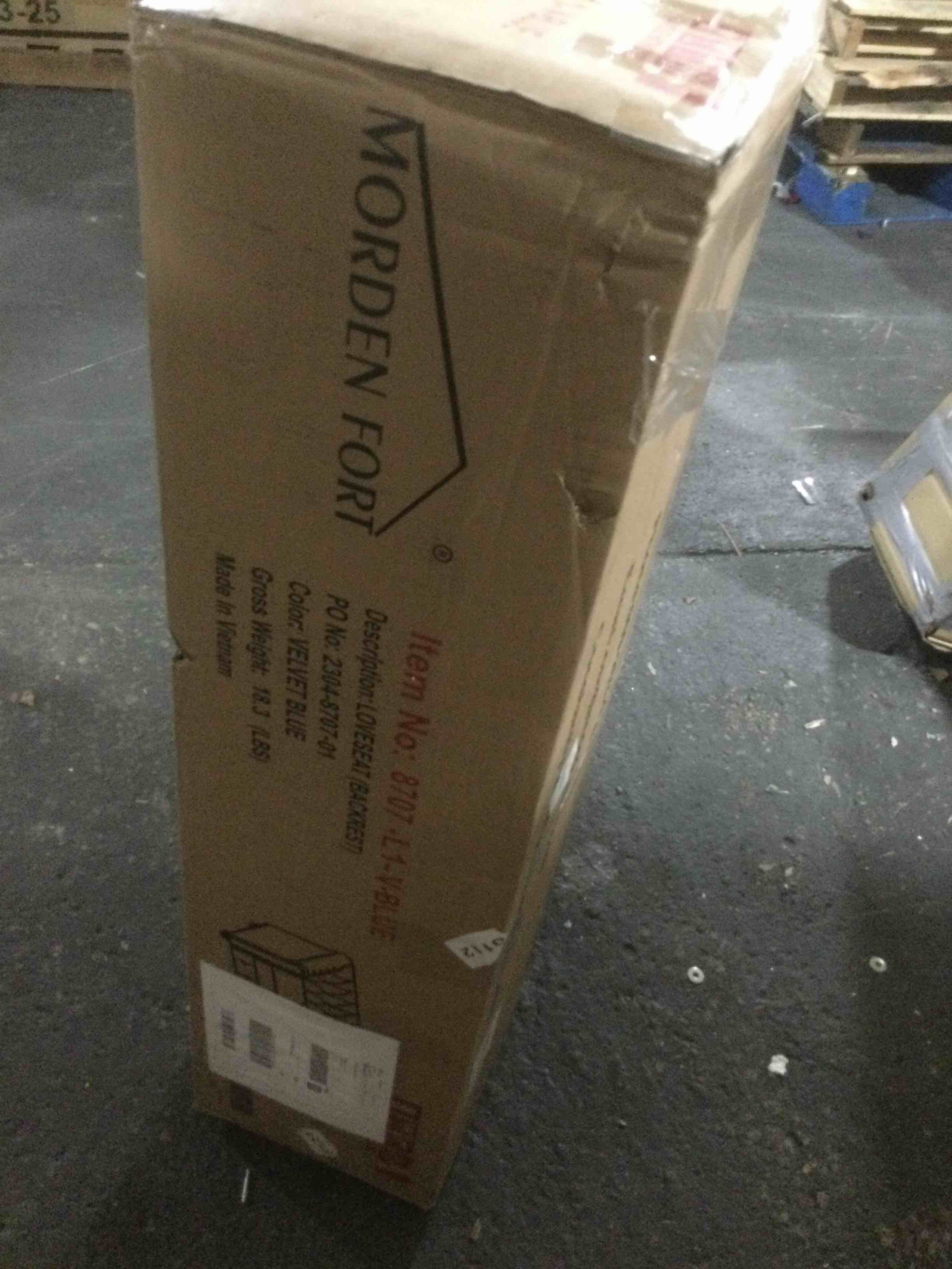 https://s3.amazonaws.com/lotting-images-prod/bidfta/YEL5427487_1694099739040.jpeg