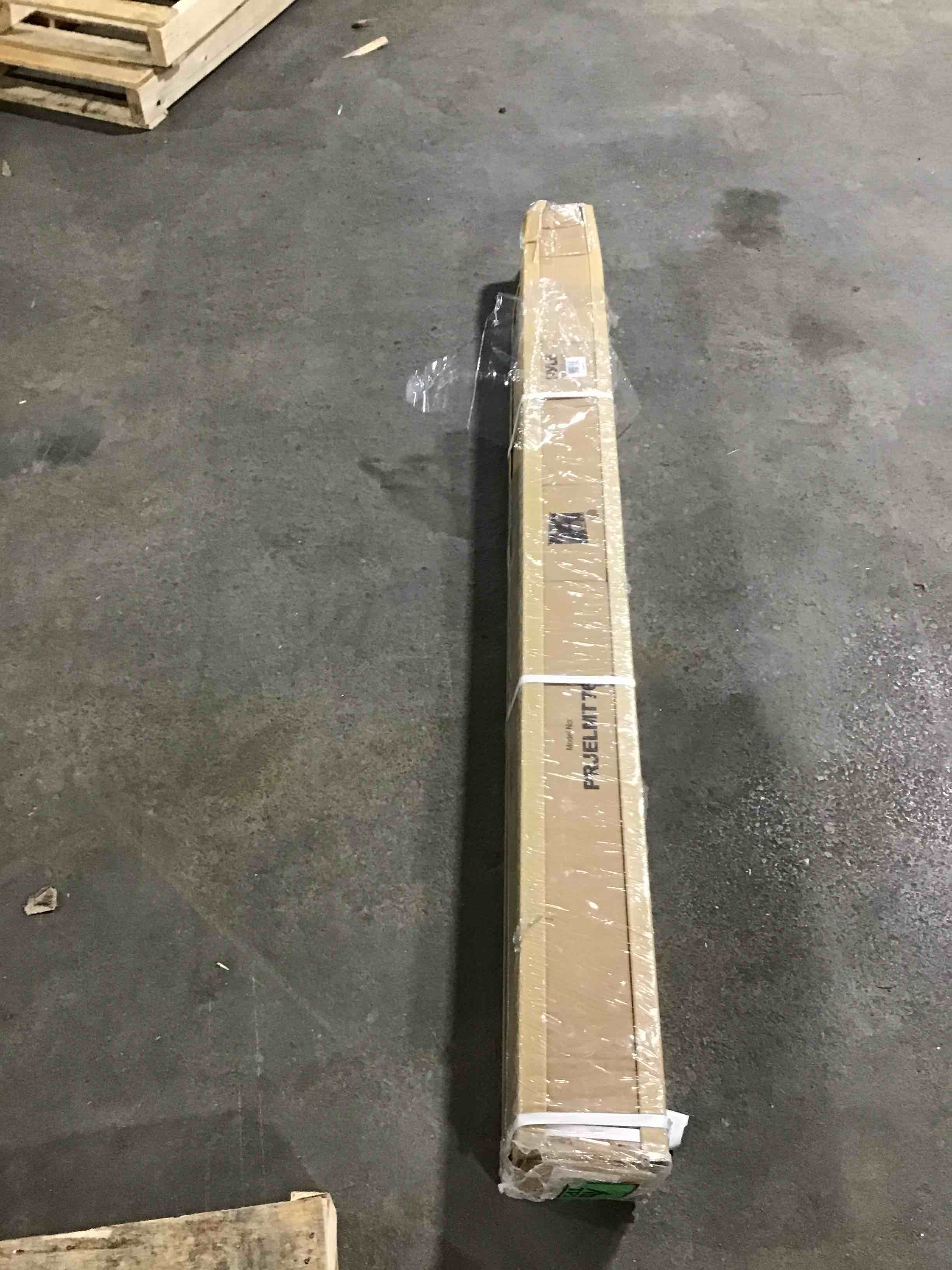 https://s3.amazonaws.com/lotting-images-prod/bidfta/YEL5428075_1696425280588.jpeg