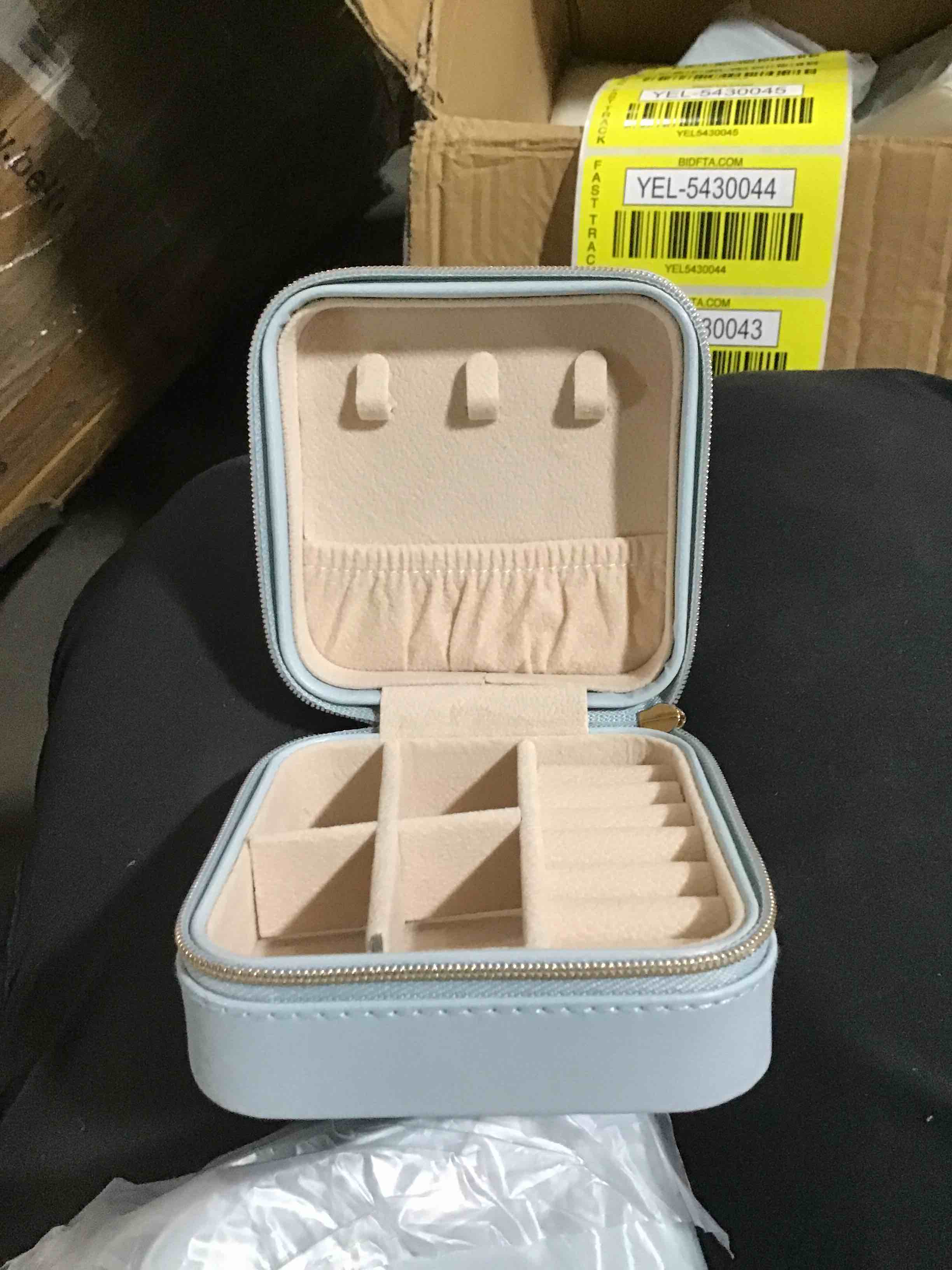 1pc Portable Travel Earrings Storage Box,Mini Ring Storage Case,Necklace Storage Box