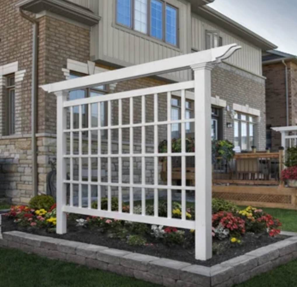 classic Camden privacy screen 80”x7 1/4”x90” (box 1 of 2 incomplete)