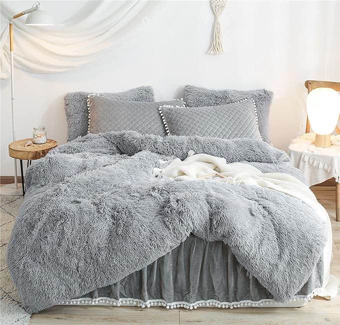 fuzzy/ soft grey comforter 