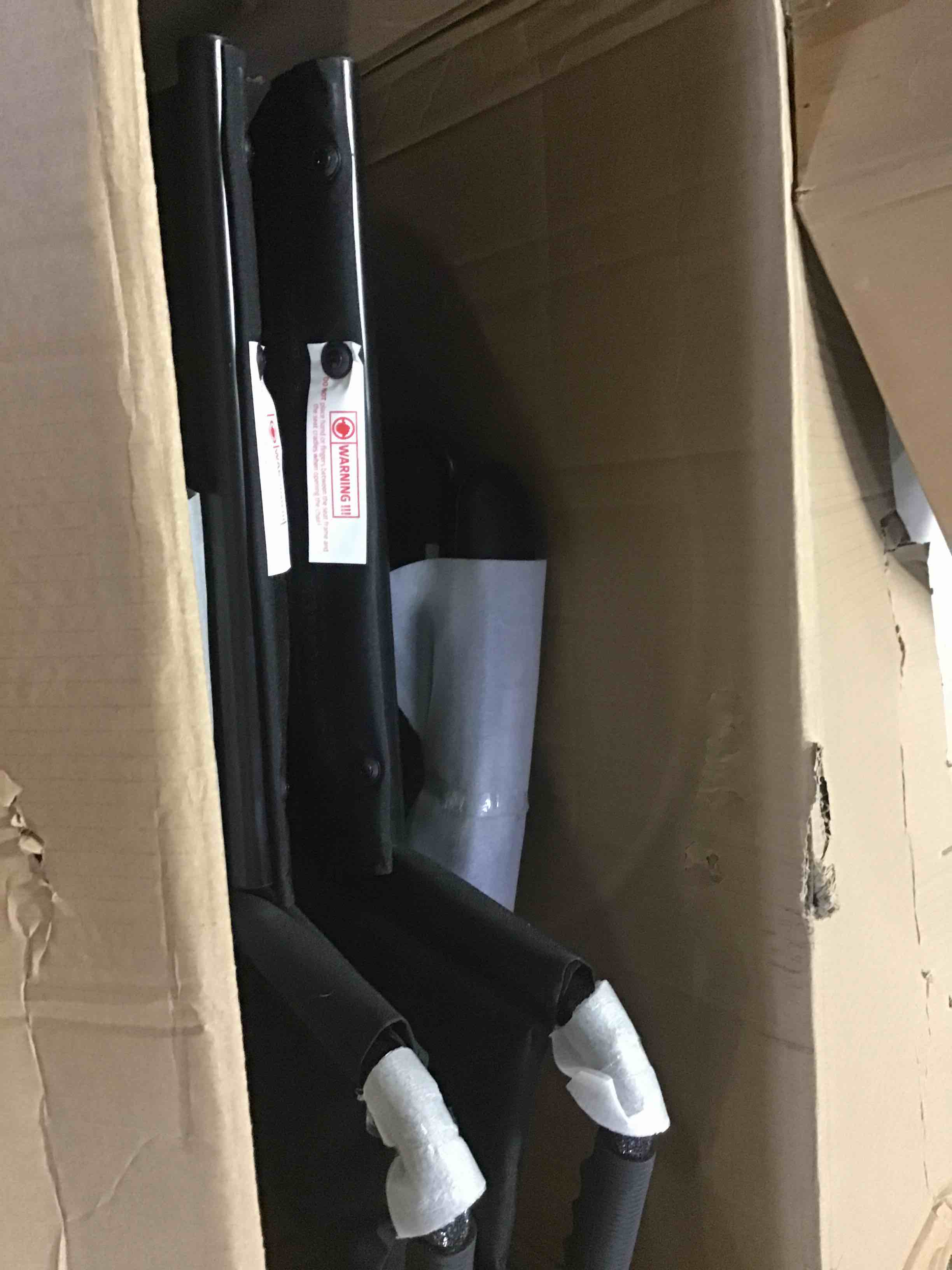 https://s3.amazonaws.com/lotting-images-prod/bidfta/YEL5444990_1698413405672.jpeg