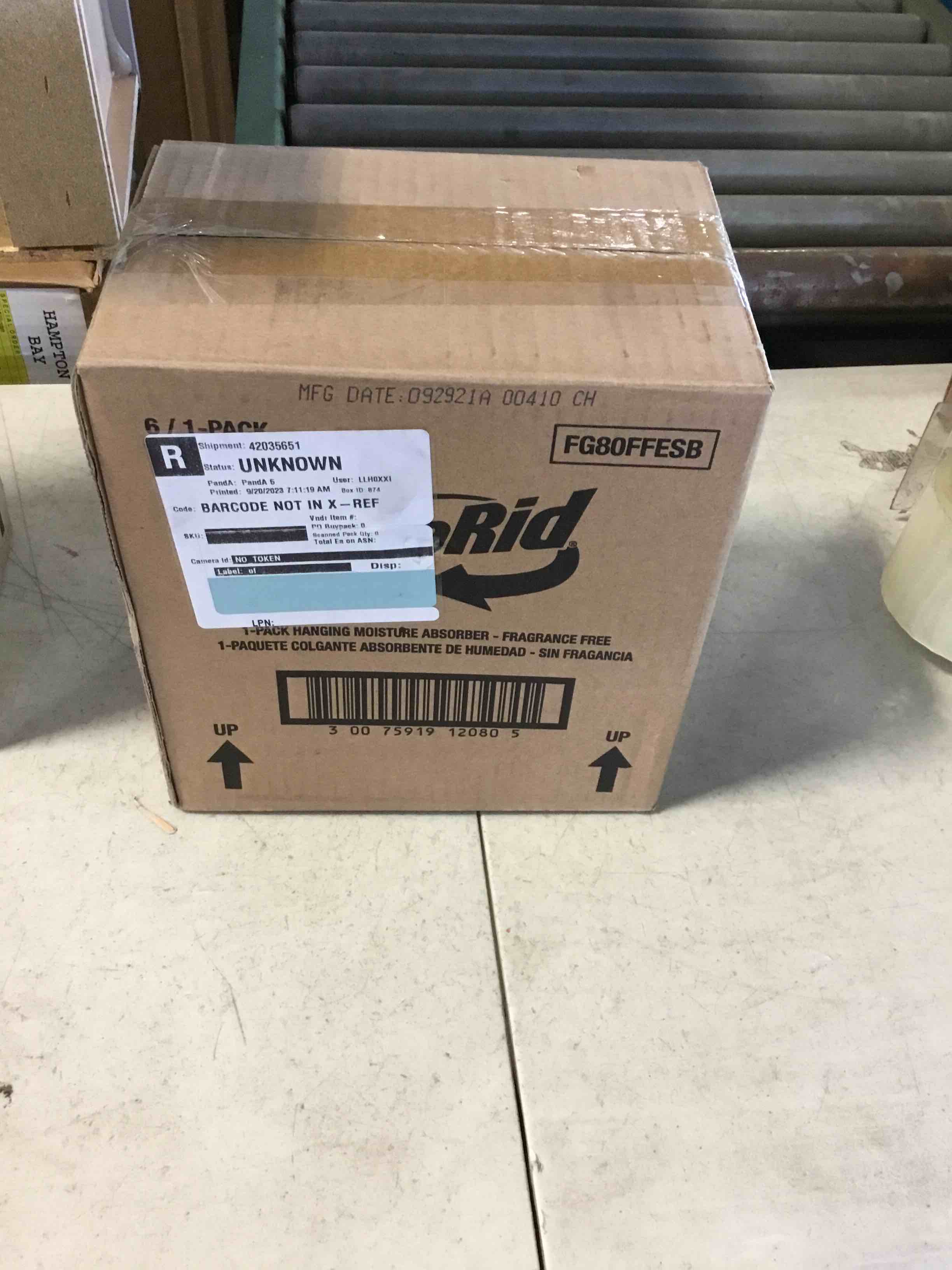 https://s3.amazonaws.com/lotting-images-prod/bidfta/YEL5449390_1698069477932.jpeg