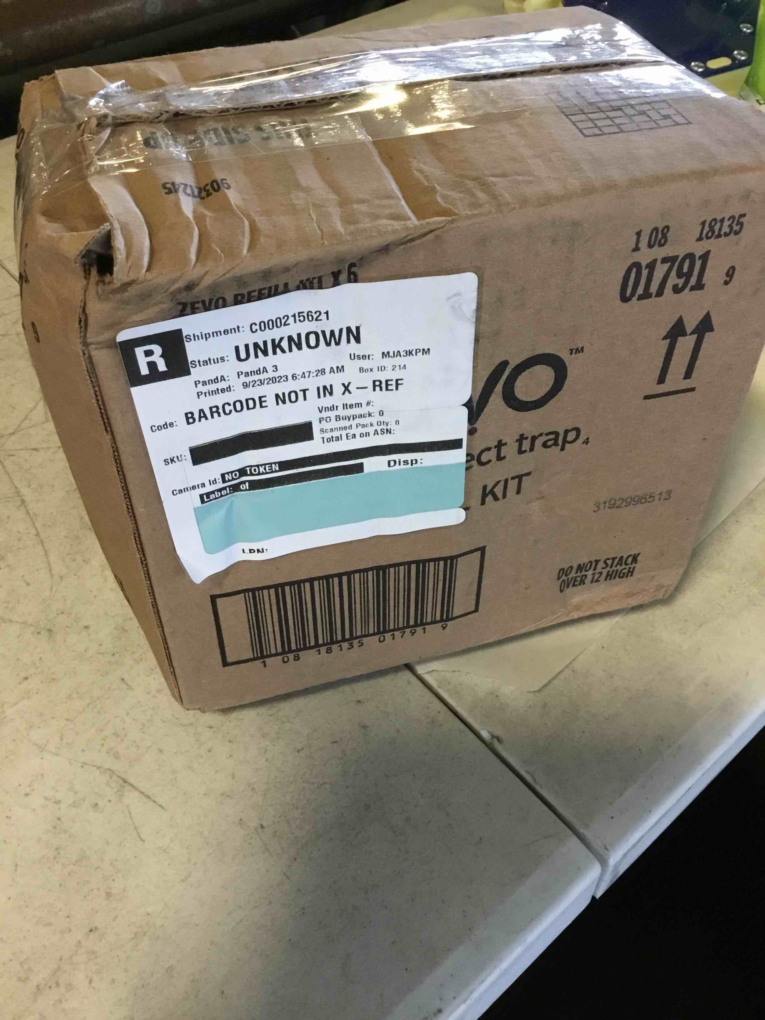 https://s3.amazonaws.com/lotting-images-prod/bidfta/YEL5449393_1698071047981.jpeg